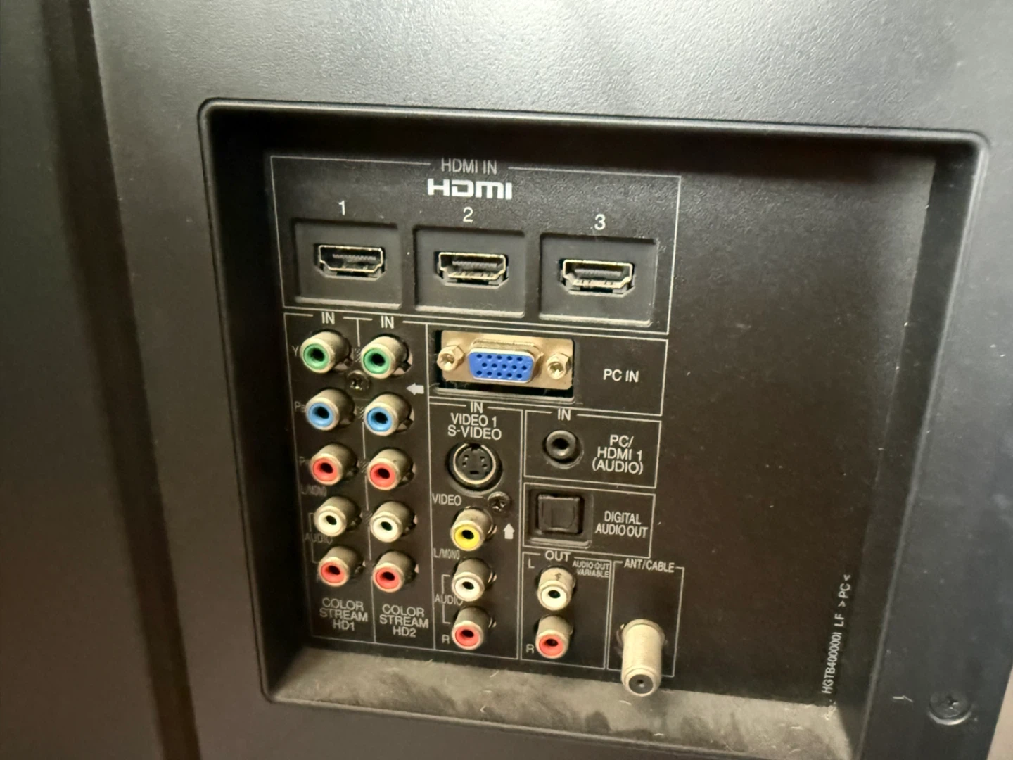Toshiba Flat Screen TV - photo 2