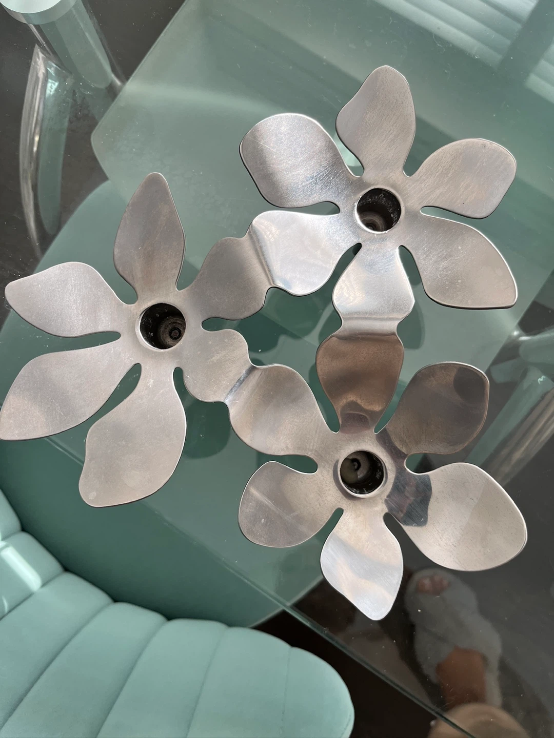 Flower Shaped Metal Candle Holder - photo 2