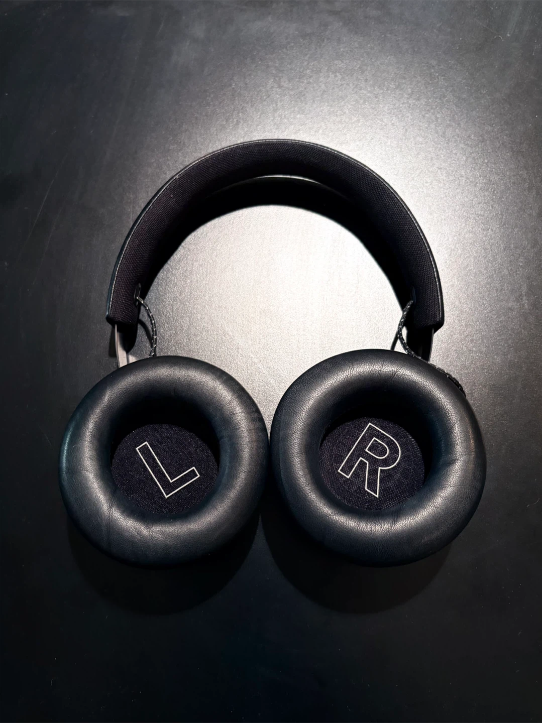Bang & Olufsen Beoplay H4 1st Gen Headphones - photo 2