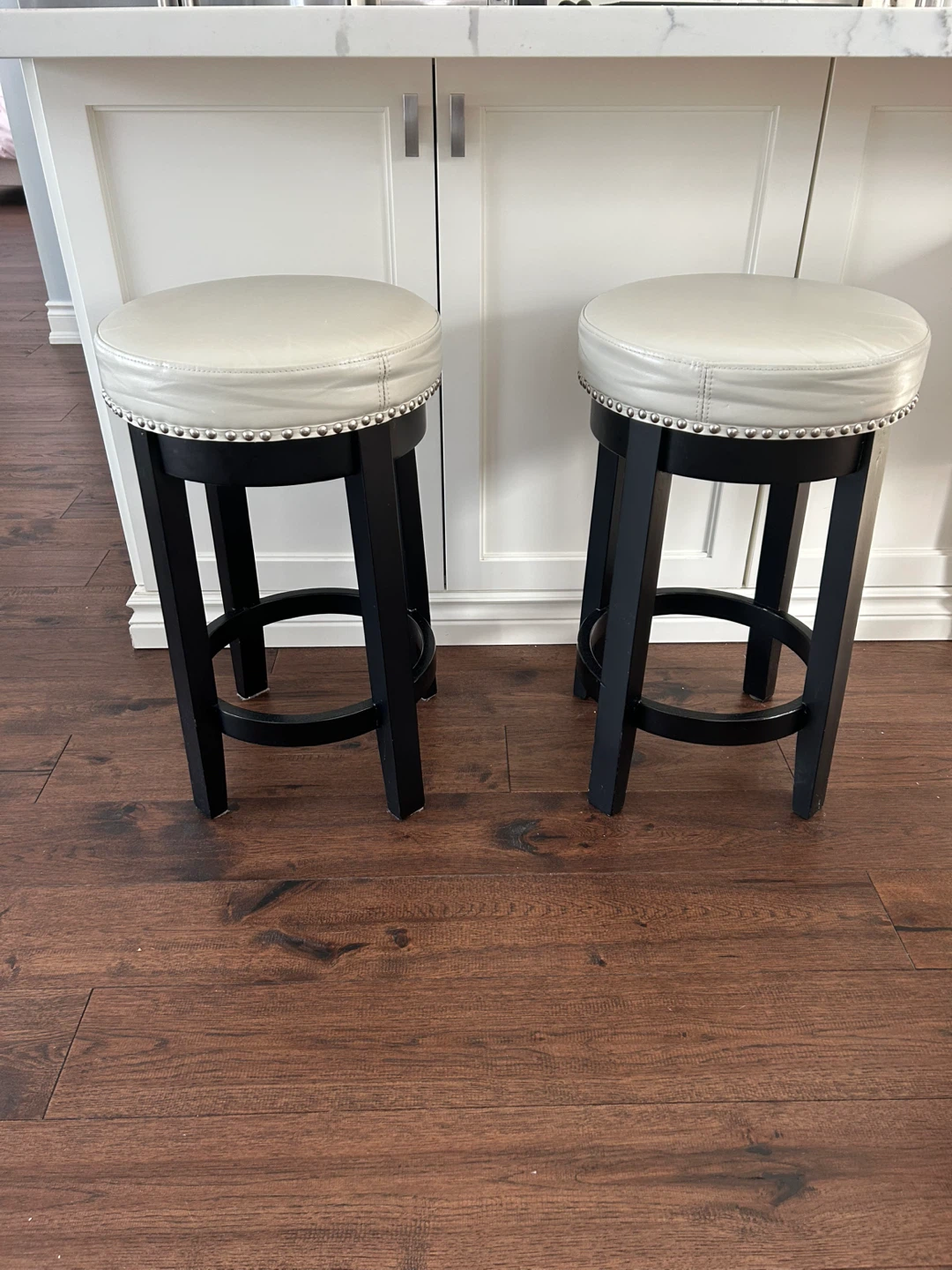 Pair of Bar Stools - White/Black