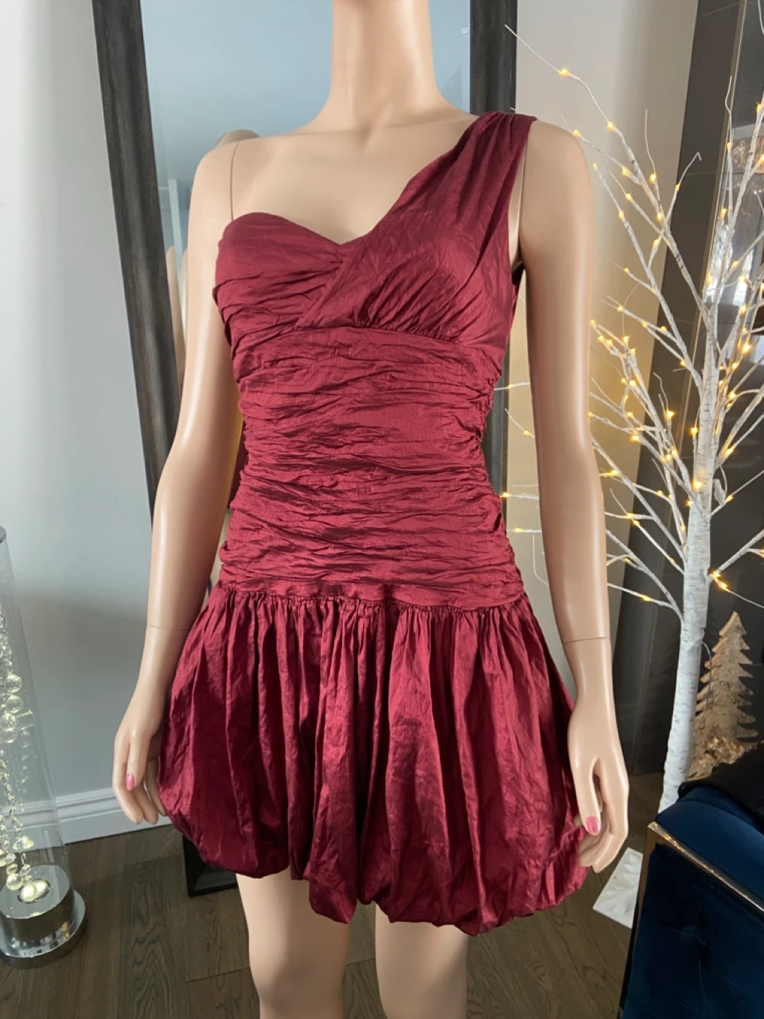 NWOT Red One-Shoulder Ruched Bubble Hem Dress 6 - photo 4