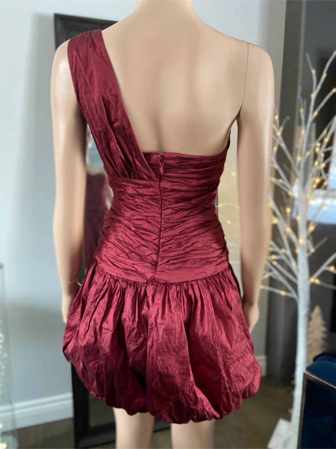 NWOT Red One-Shoulder Ruched Bubble Hem Dress 6 - photo 3