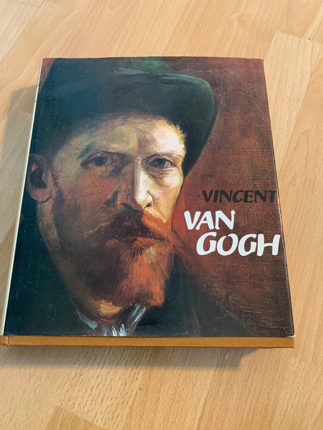 Monet: A Retrospective Art Book