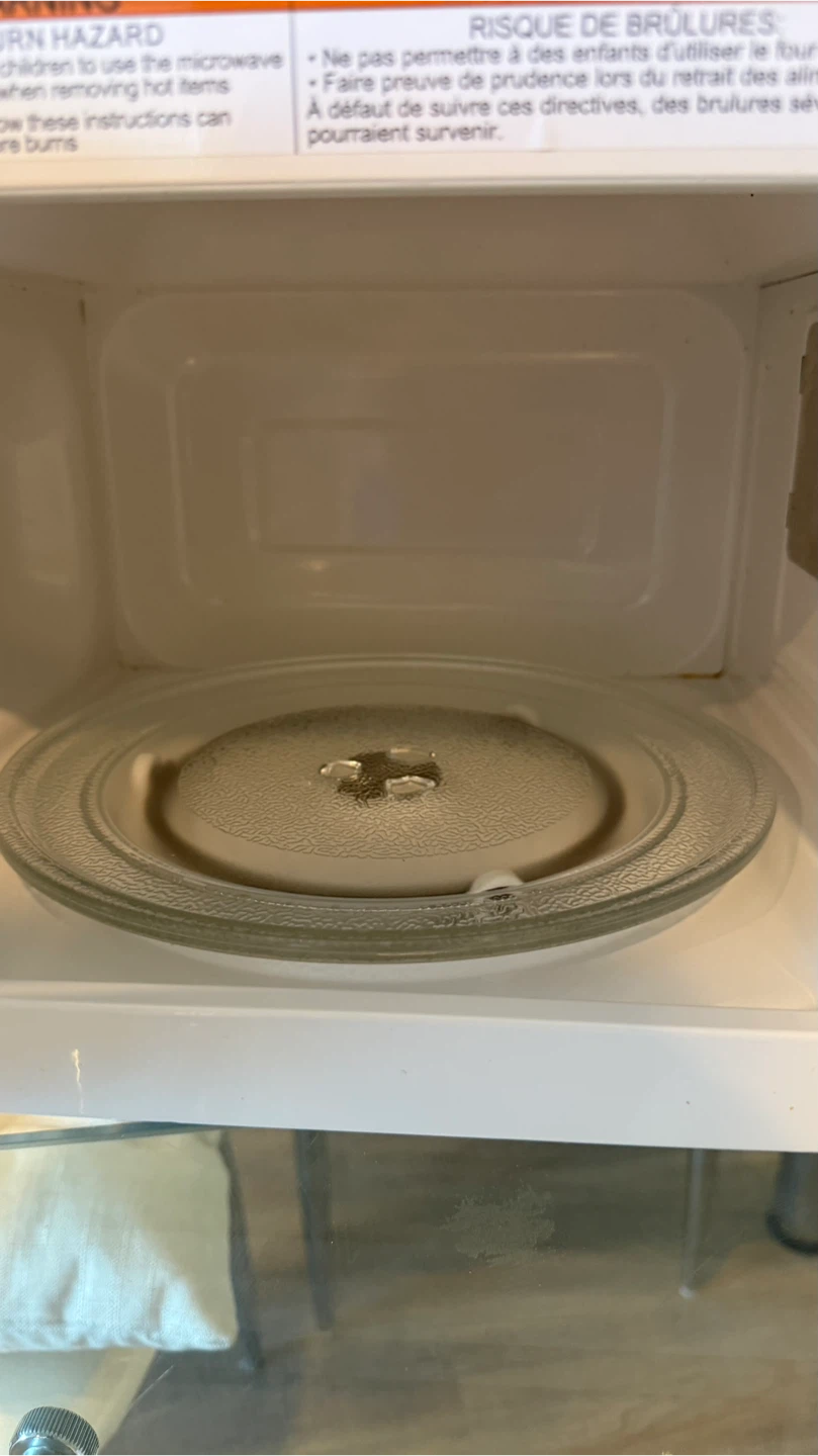 Hamilton Beach Microwave - photo 2