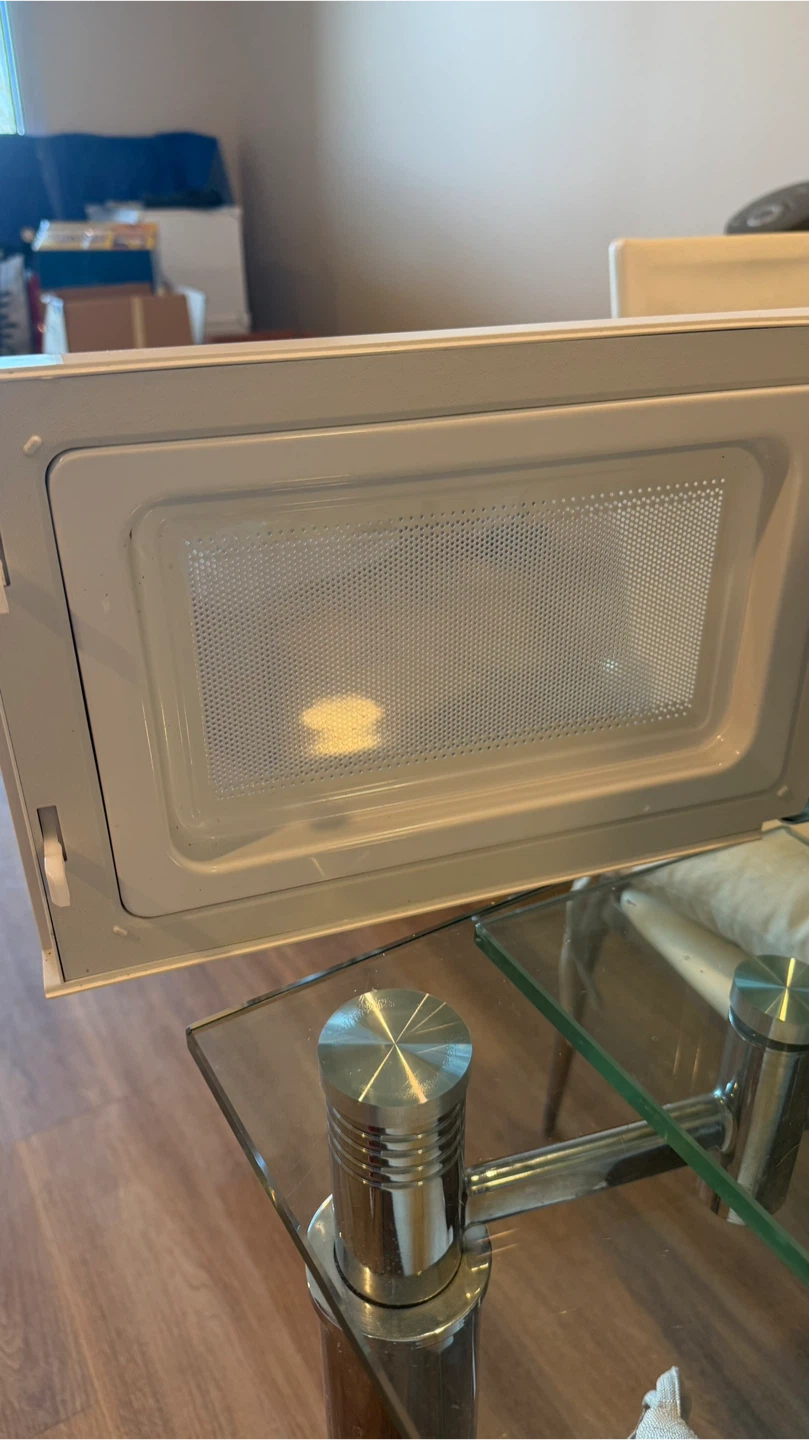 Hamilton Beach Microwave - photo 4