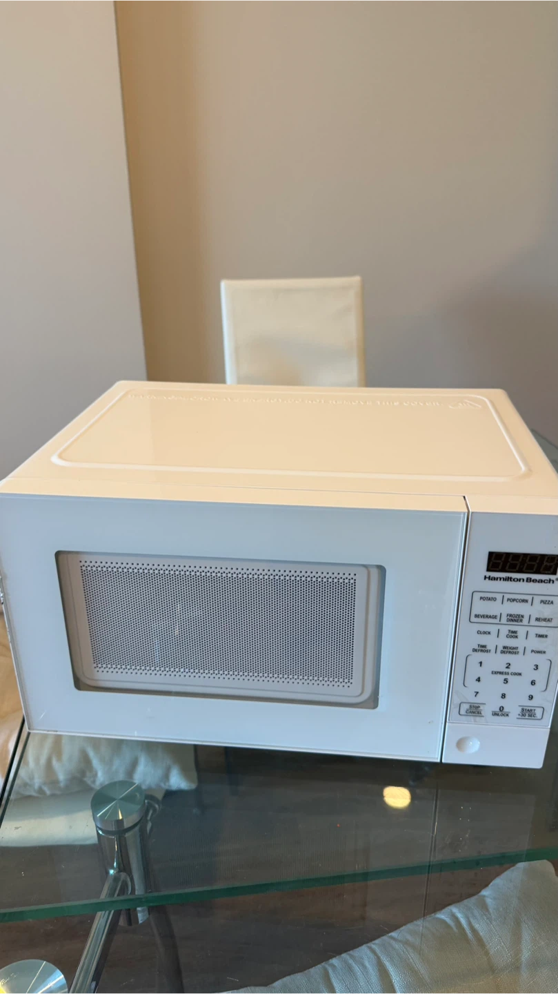Hamilton Beach Microwave - photo 3