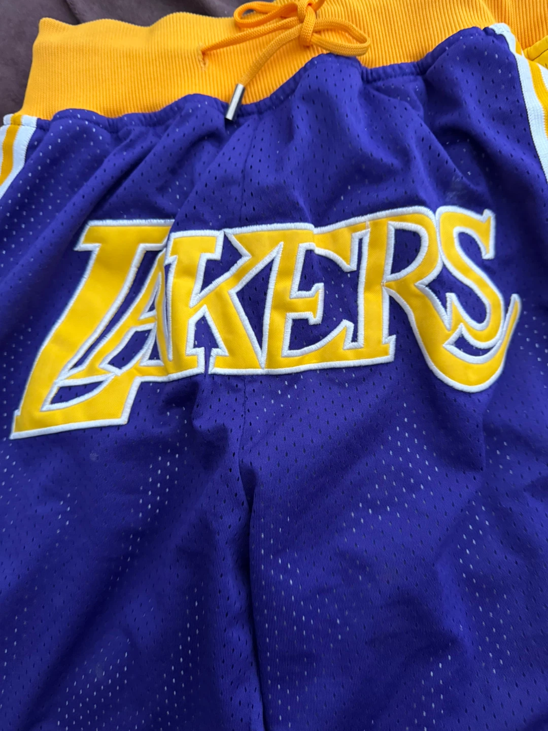 Los Angeles Lakers Basketball Shorts 1996-97 - photo 2
