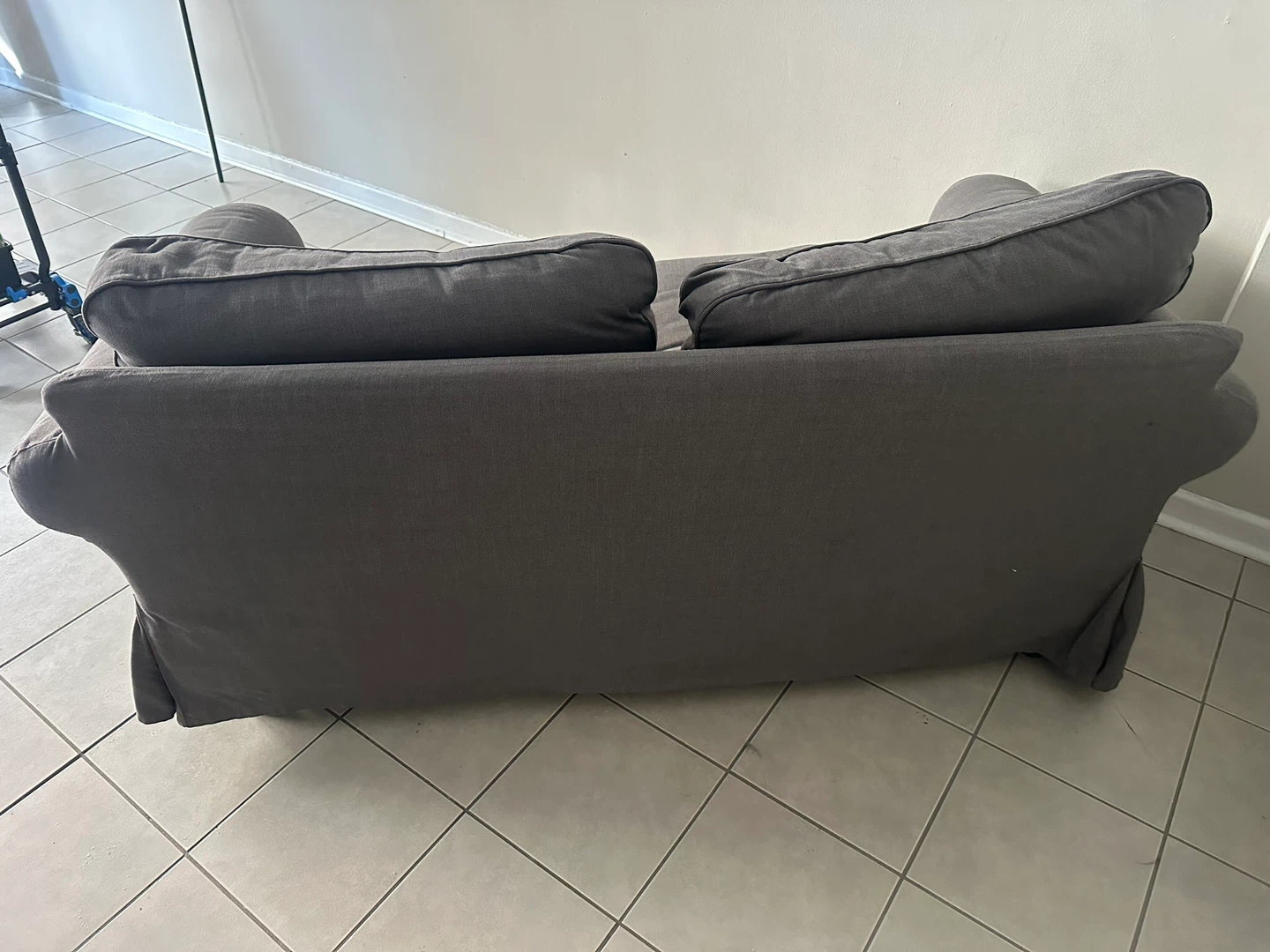 Ikea Uppland Loveseat Sofa - photo 5