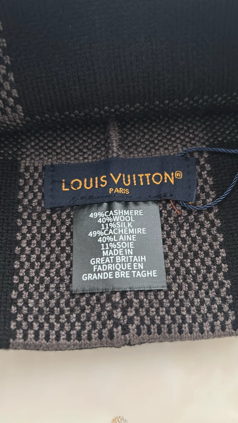 Louis Vuitton Beanie - Cashmere, Wool, Silk Blend - photo 3