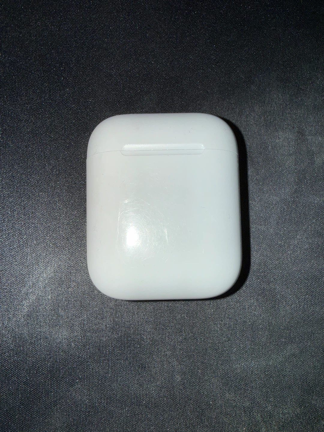 Apple AirPods Charging Case