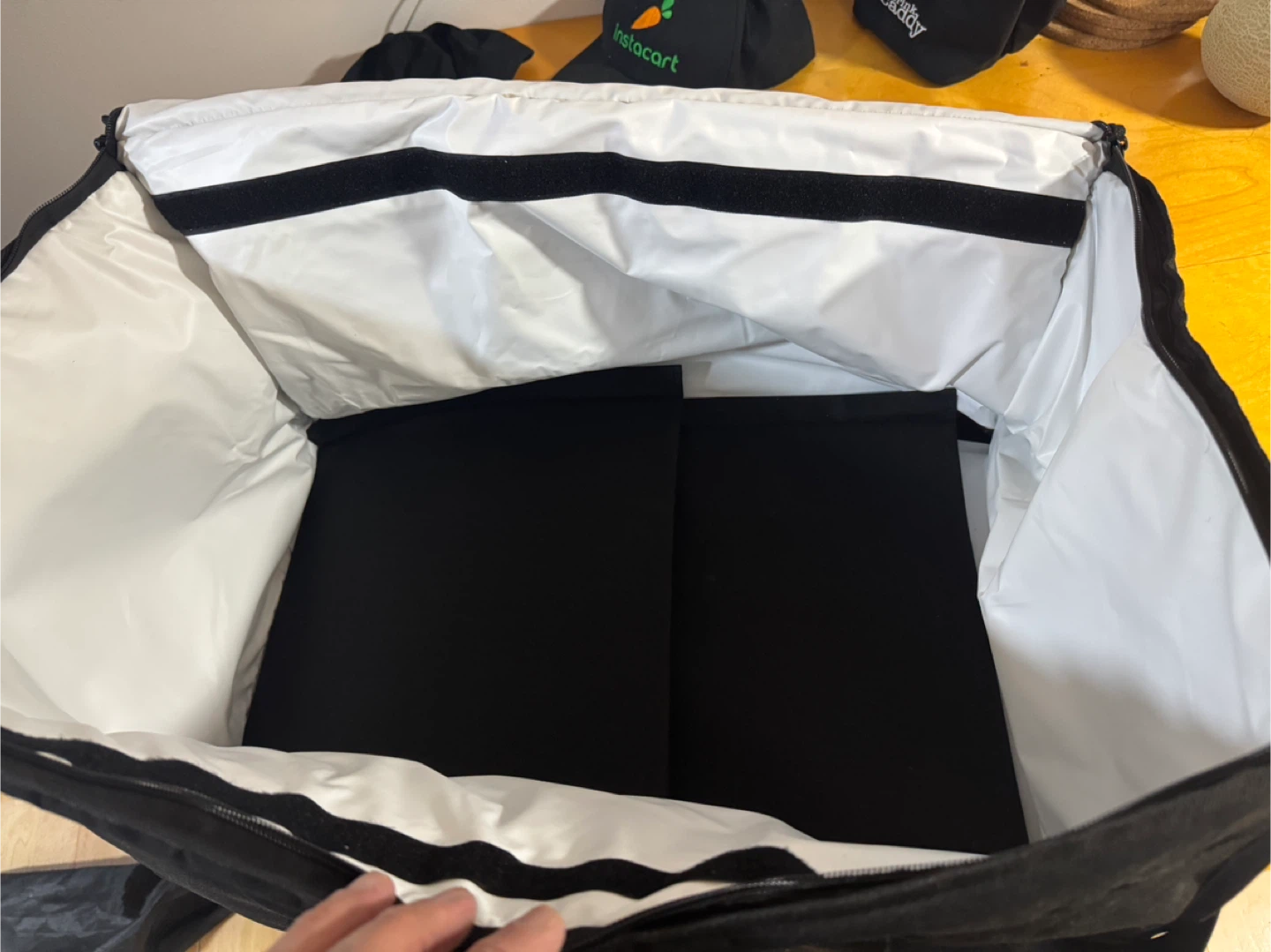 Insulated Food Delivery Bag - photo 3