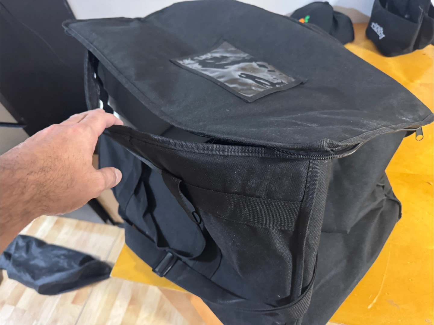 Insulated Food Delivery Bag - photo 4