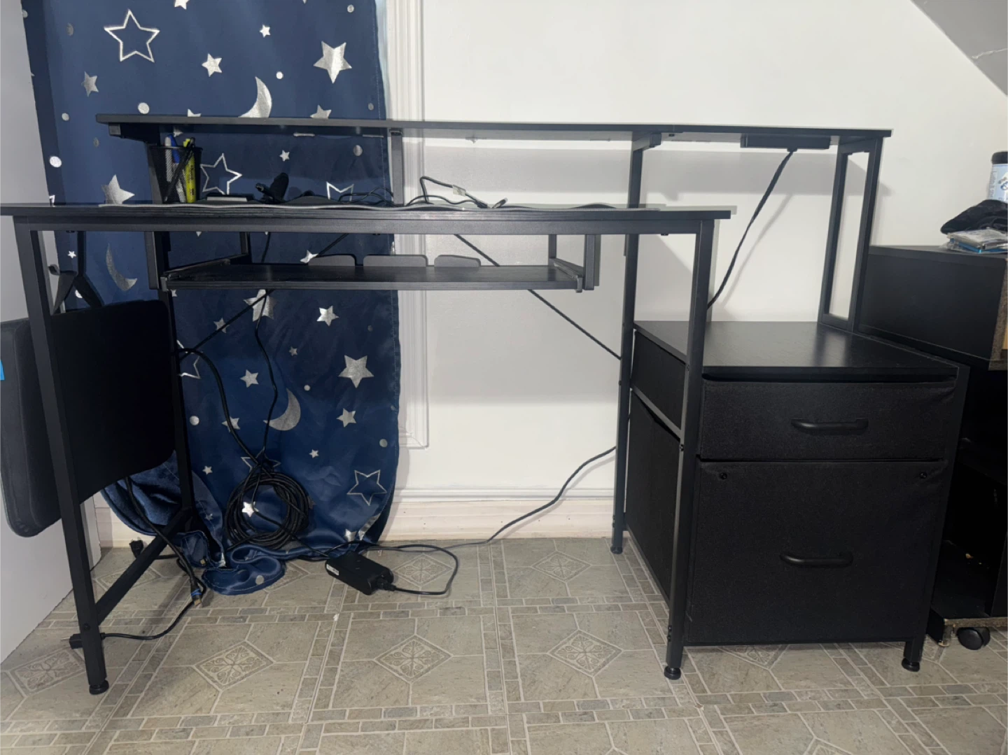 GTRacing Gaming Chair and Desk Combo - photo 3
