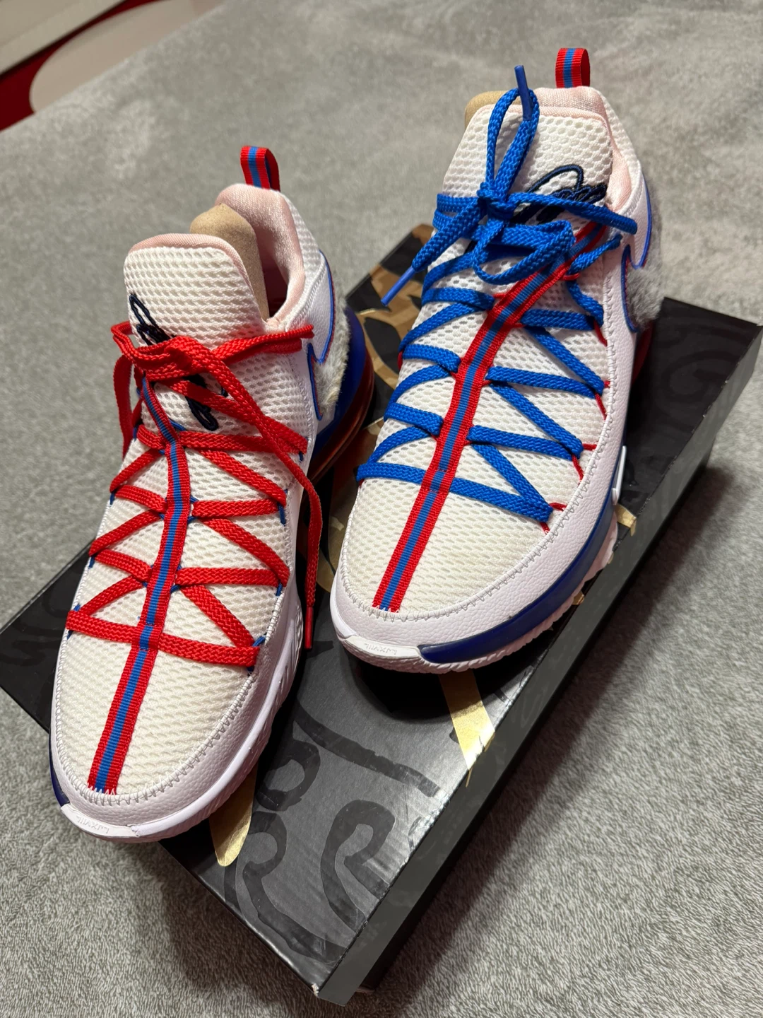 Nike LeBron 18 Low