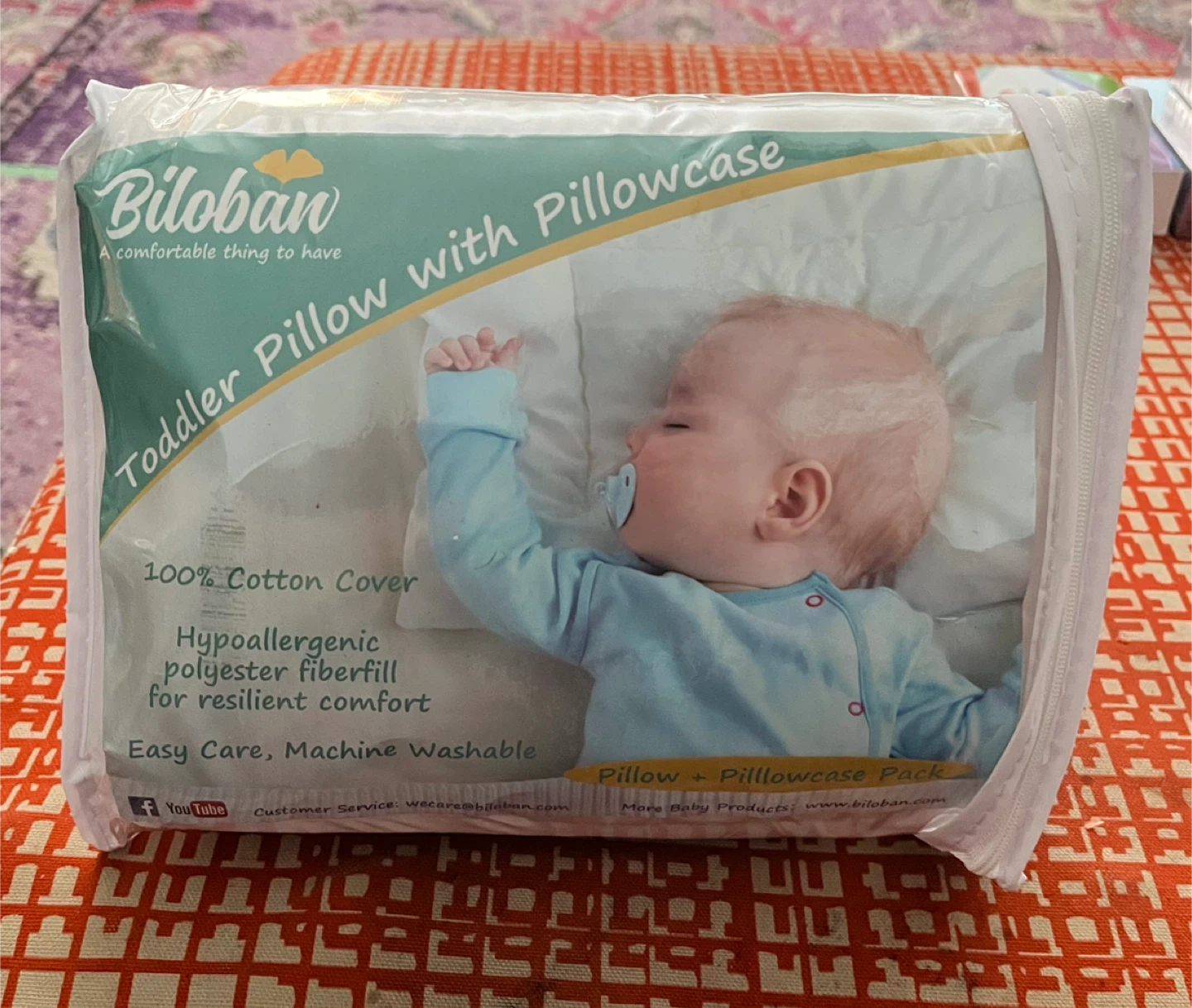 Biloban Toddler Pillow with Pillowcase