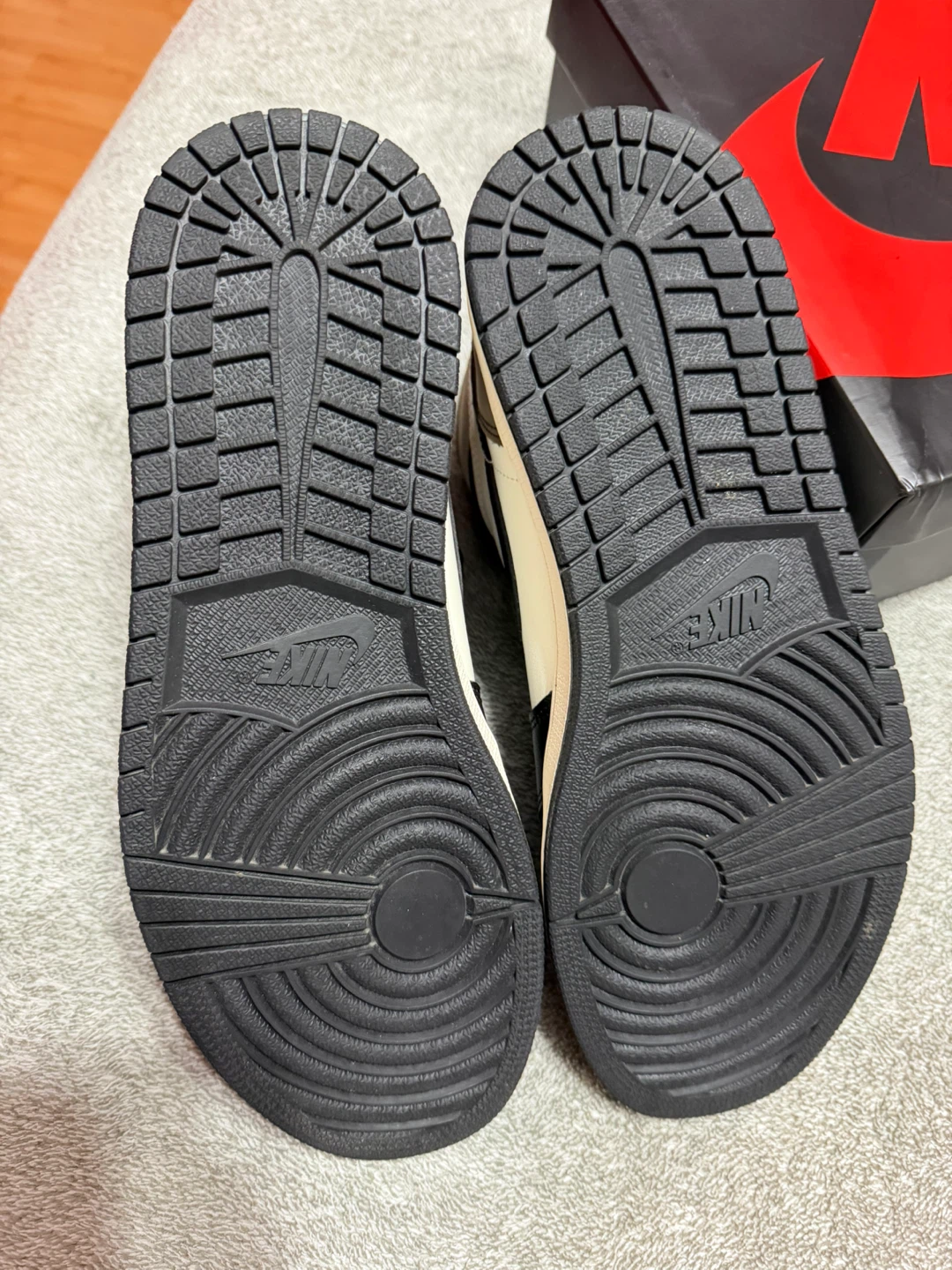 Jordan 1 Dark Mocha - photo 4
