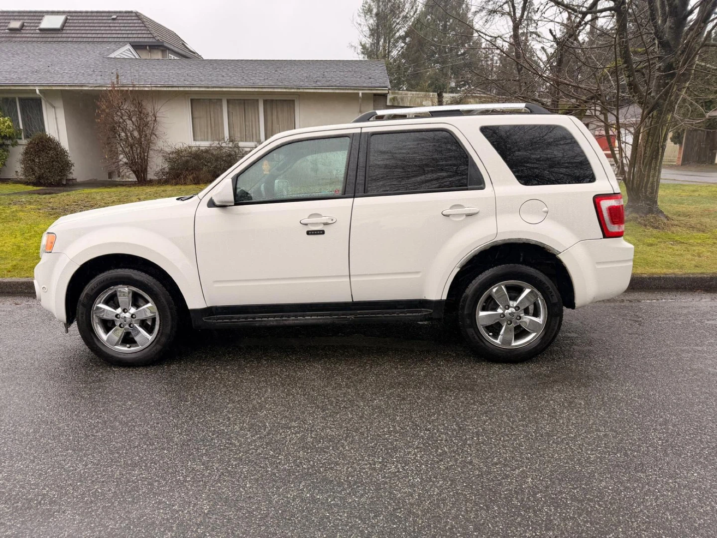 2010 Ford Escape