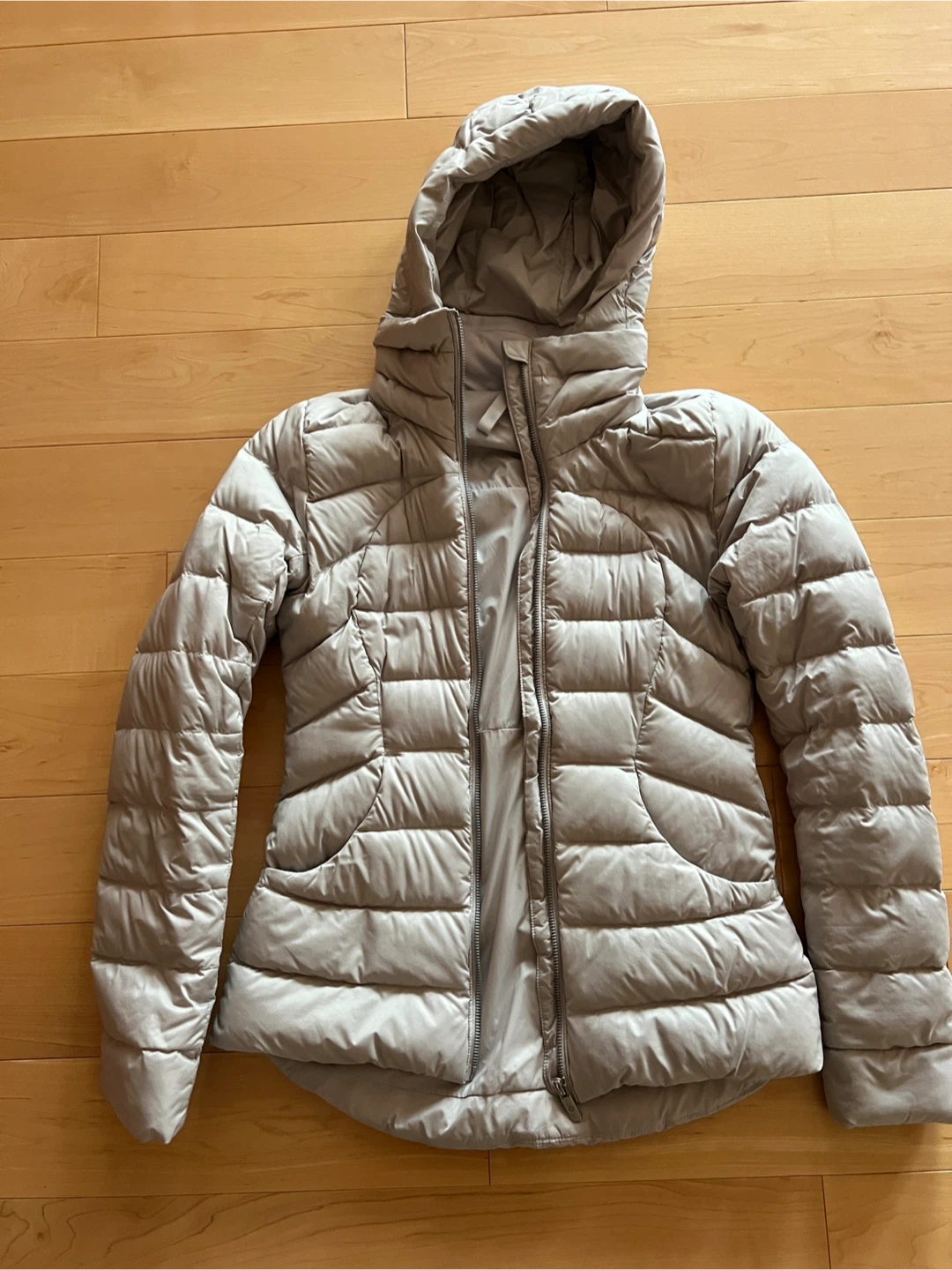 Lululemon Pack It Down Jacket Chrome Women's Size 4