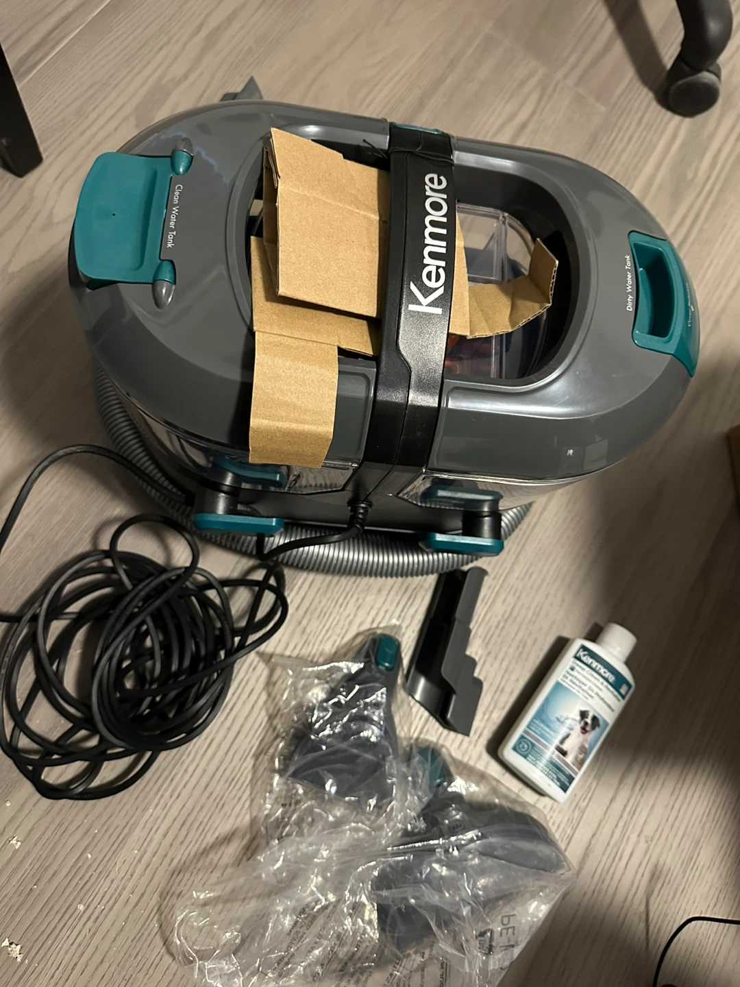 Kenmore SPOTLITE Portable Carpet and Pet Stain Cleaner - photo 4