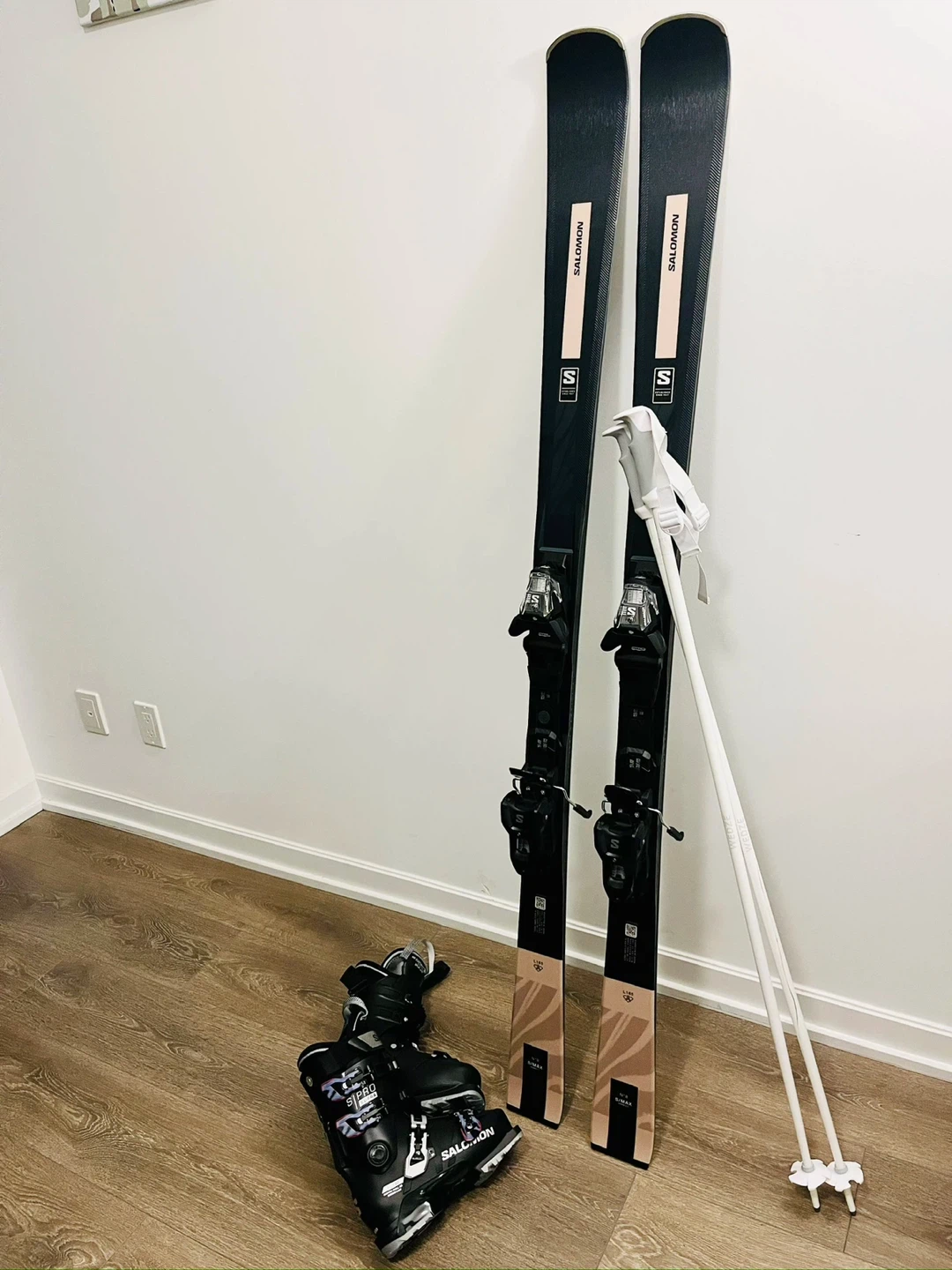 Salomon Woman Skis