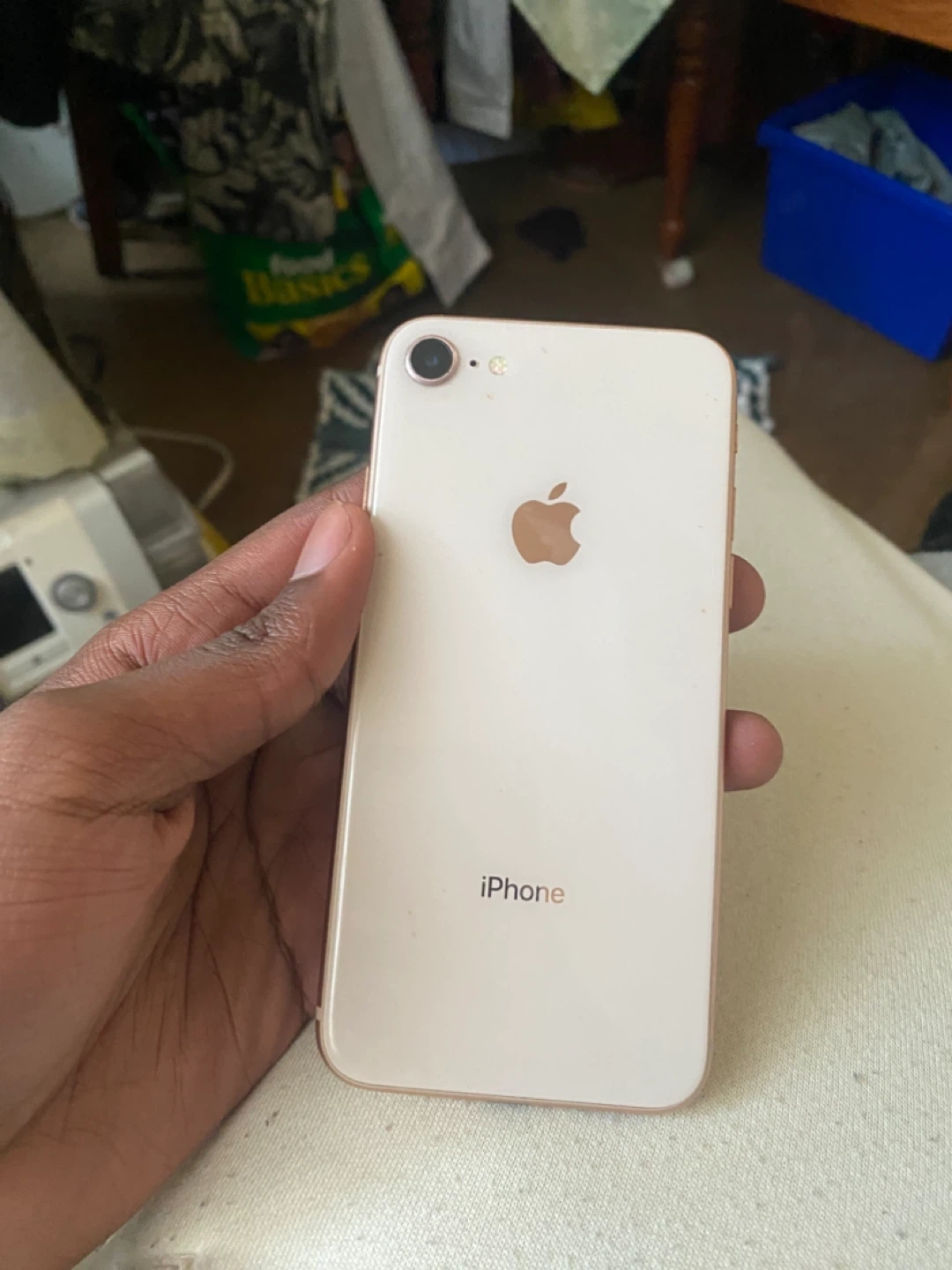 iPhone 8 Rose Gold - photo 2
