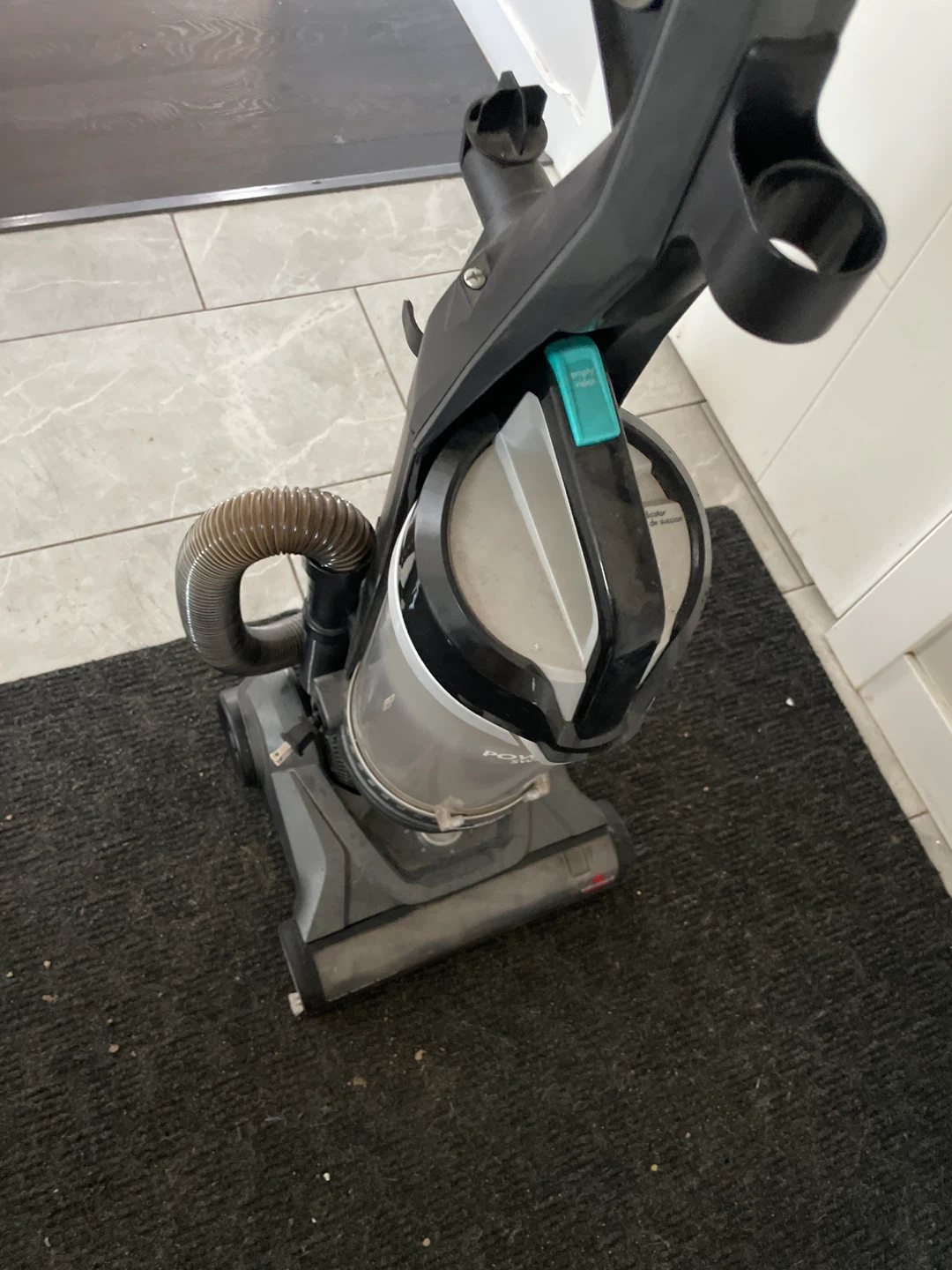 Bissell PowerLifter Swivel Rewind Vacuum Cleaner