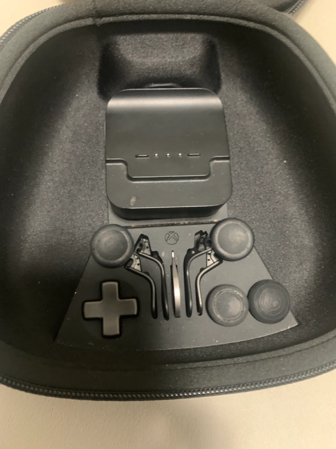Xbox Elite Wireless Controller Series 2 - photo 4
