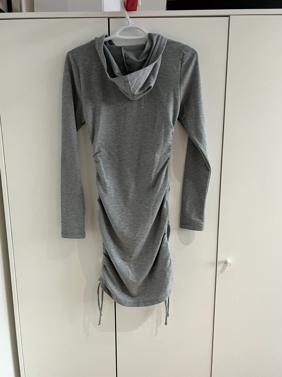 Madden Girl Gray Ruched Hoodie Dress - Size S - photo 3