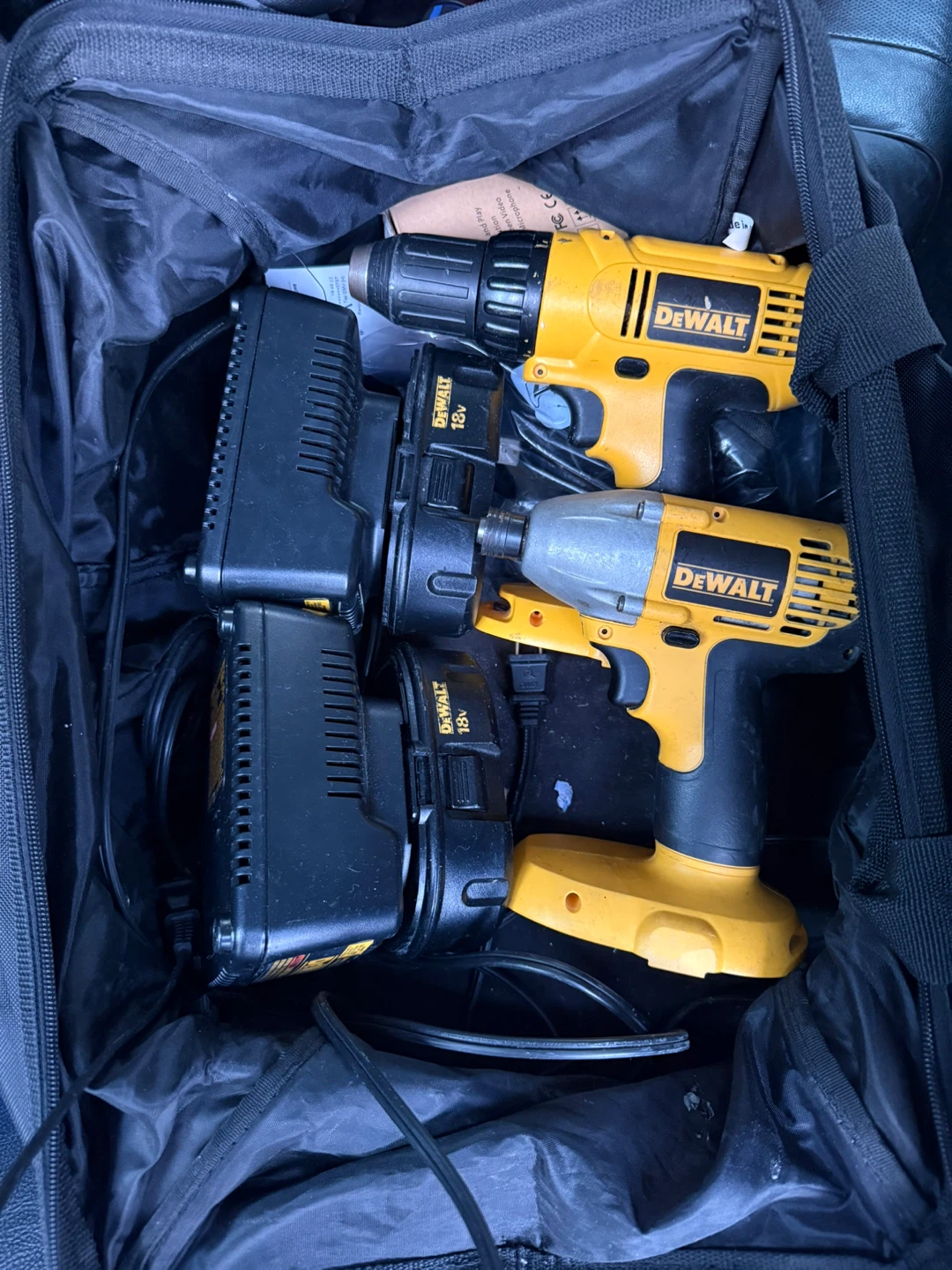 DeWalt 18V Cordless Drill and Impact Driver Combo Kit with Bag