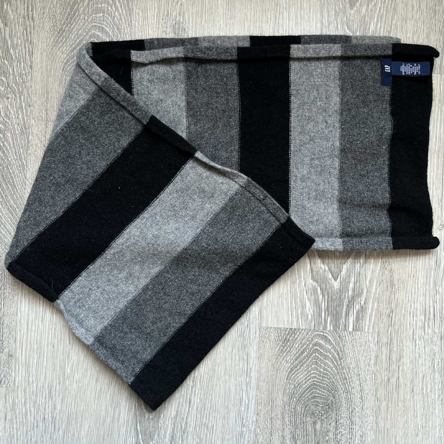 GAP Lambswool Striped Scarf