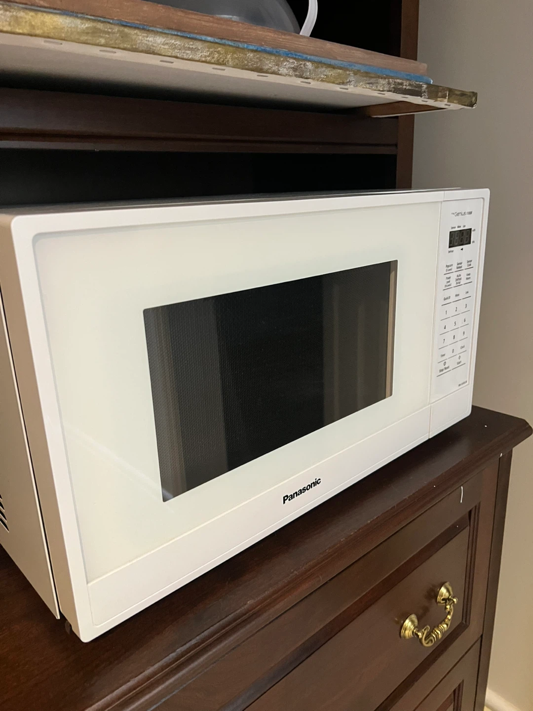 Panasonic Genius 1100W Microwave Oven