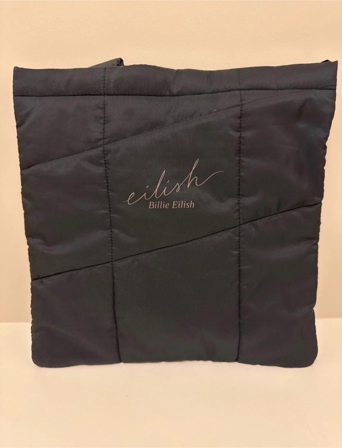 Billie Eilish Bundle (Book & Bag)