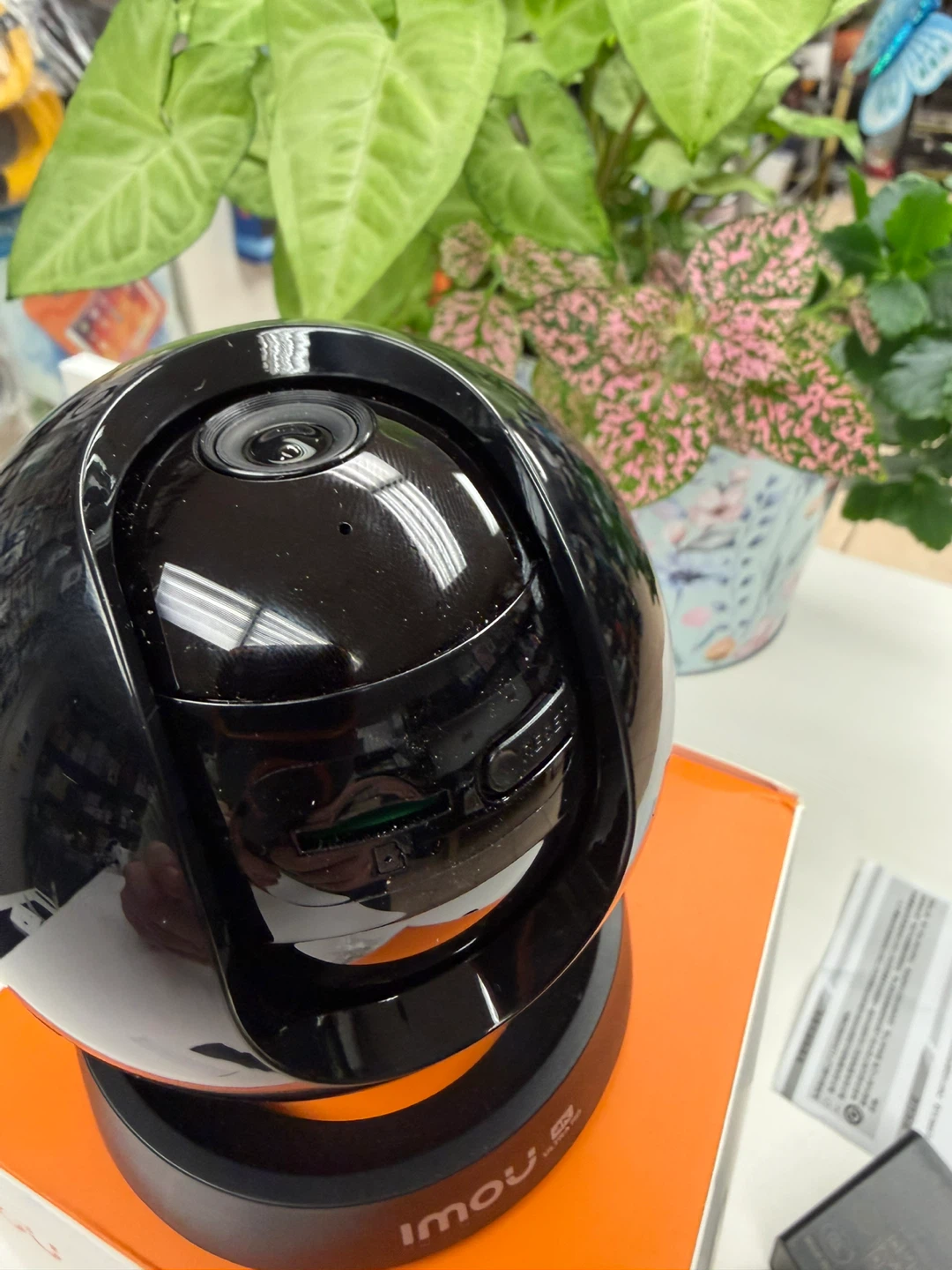 4K 8MP Indoor Security Camera - photo 2