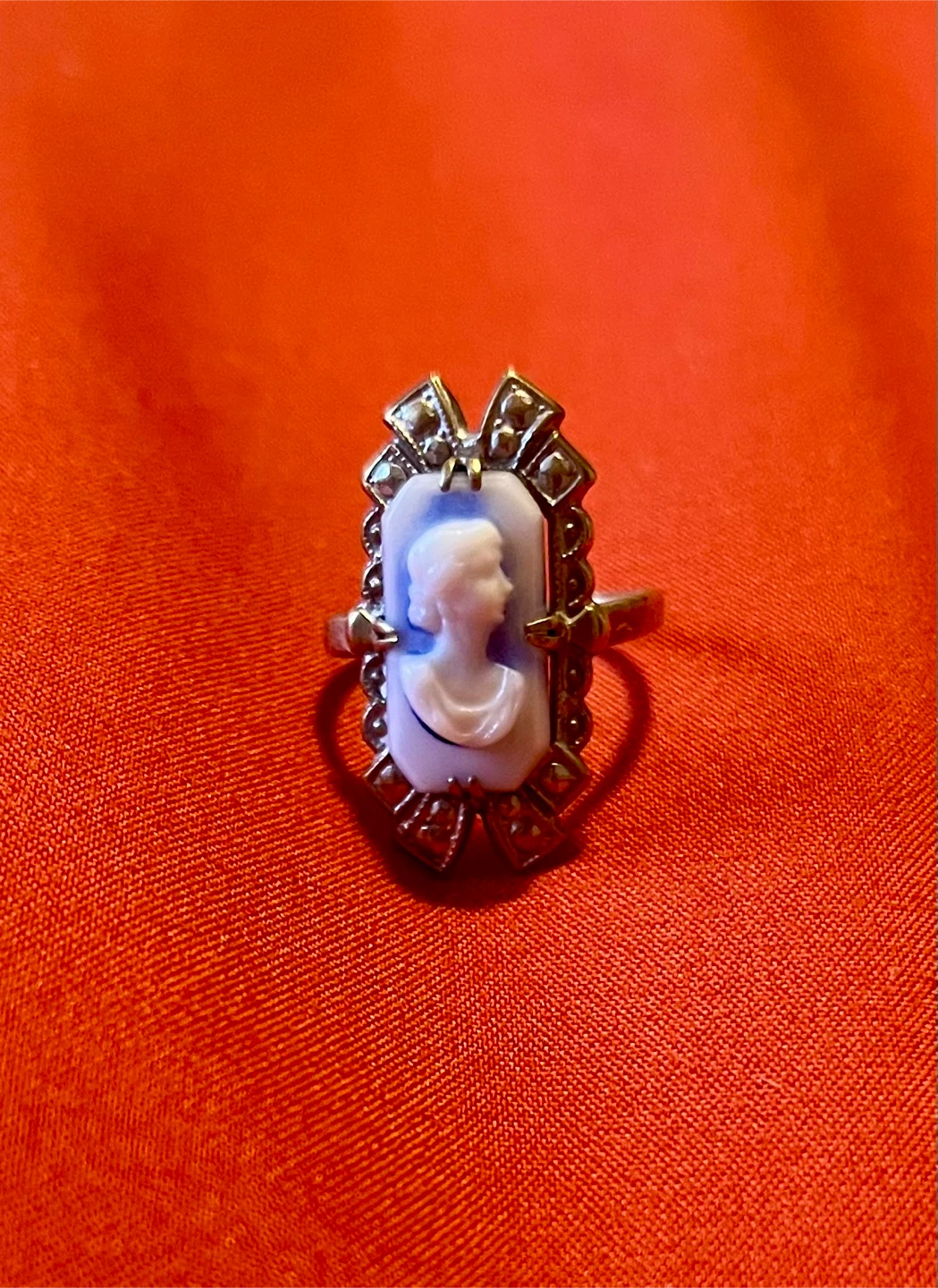 Cameo Ring