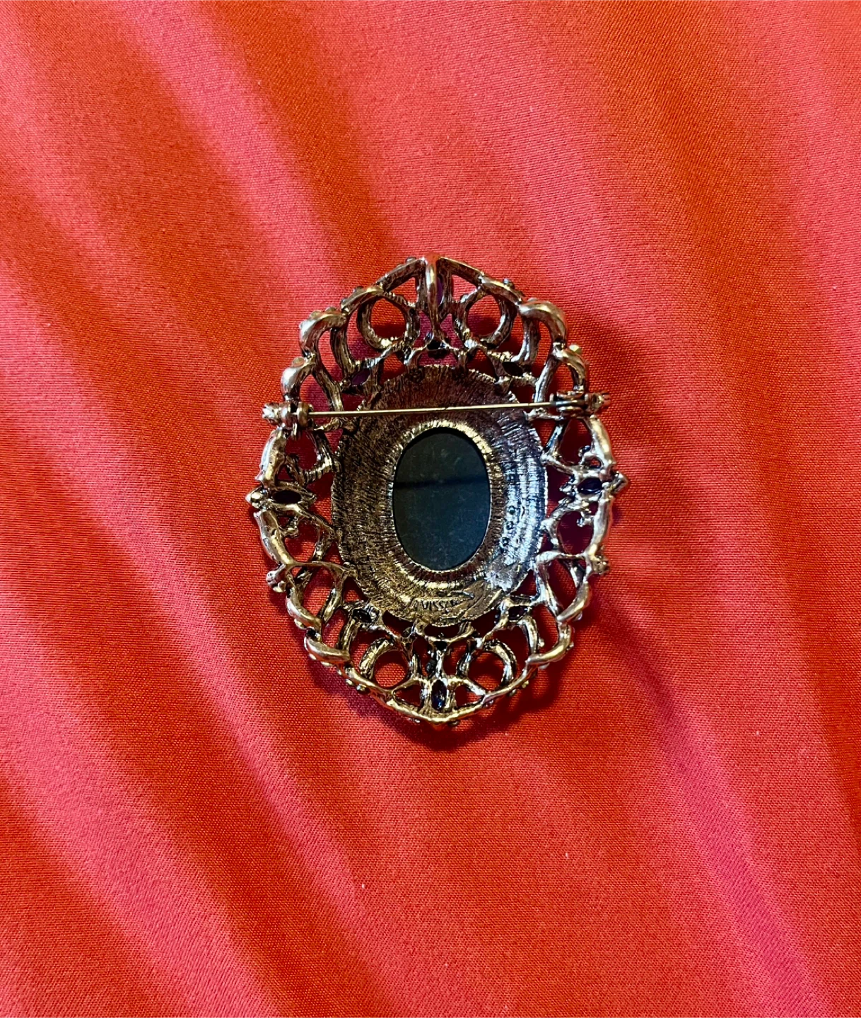 Ornate Cameo Brooch with Rhinestones - photo 2