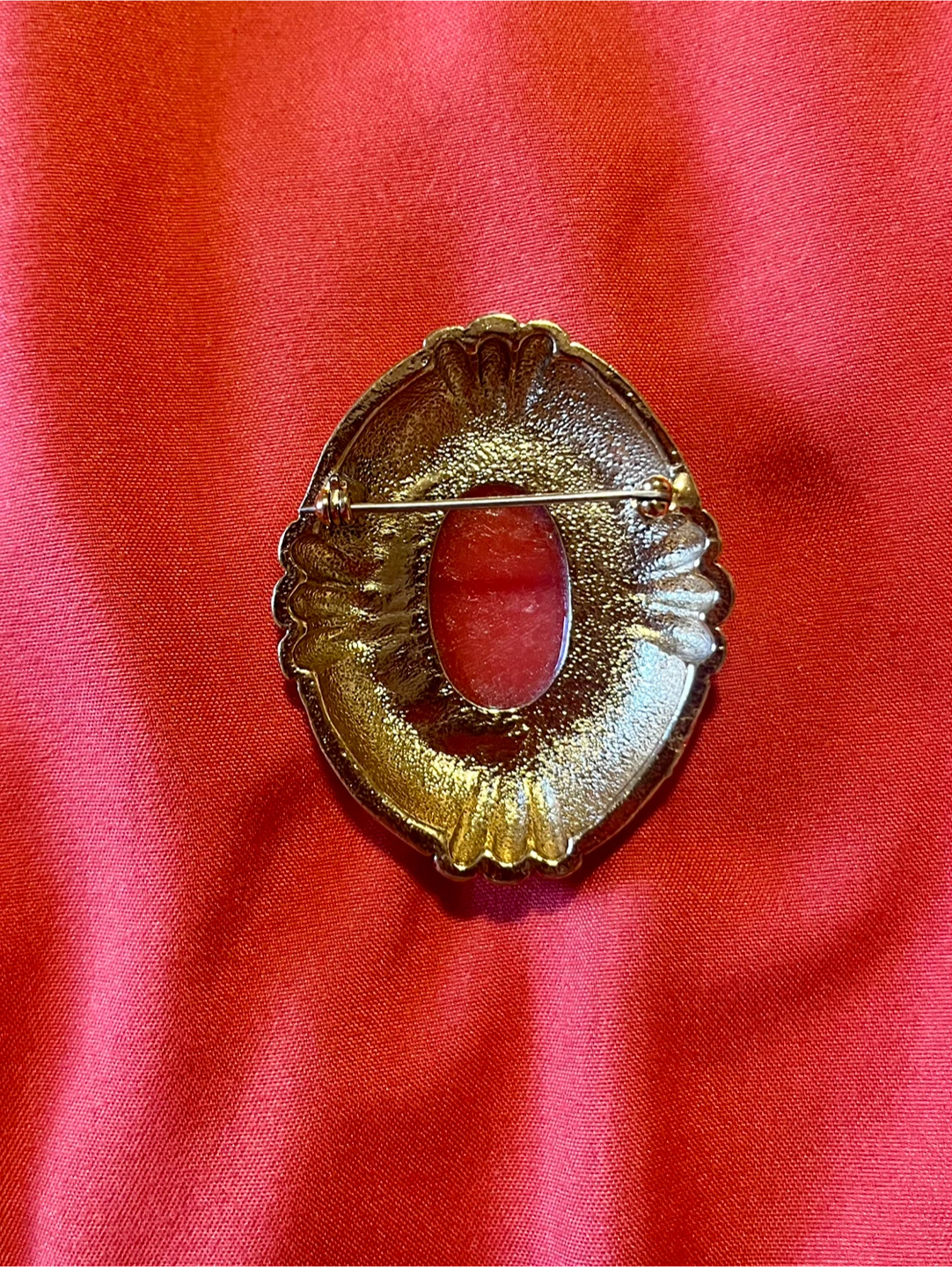 Vintage Cameo Brooch - photo 2