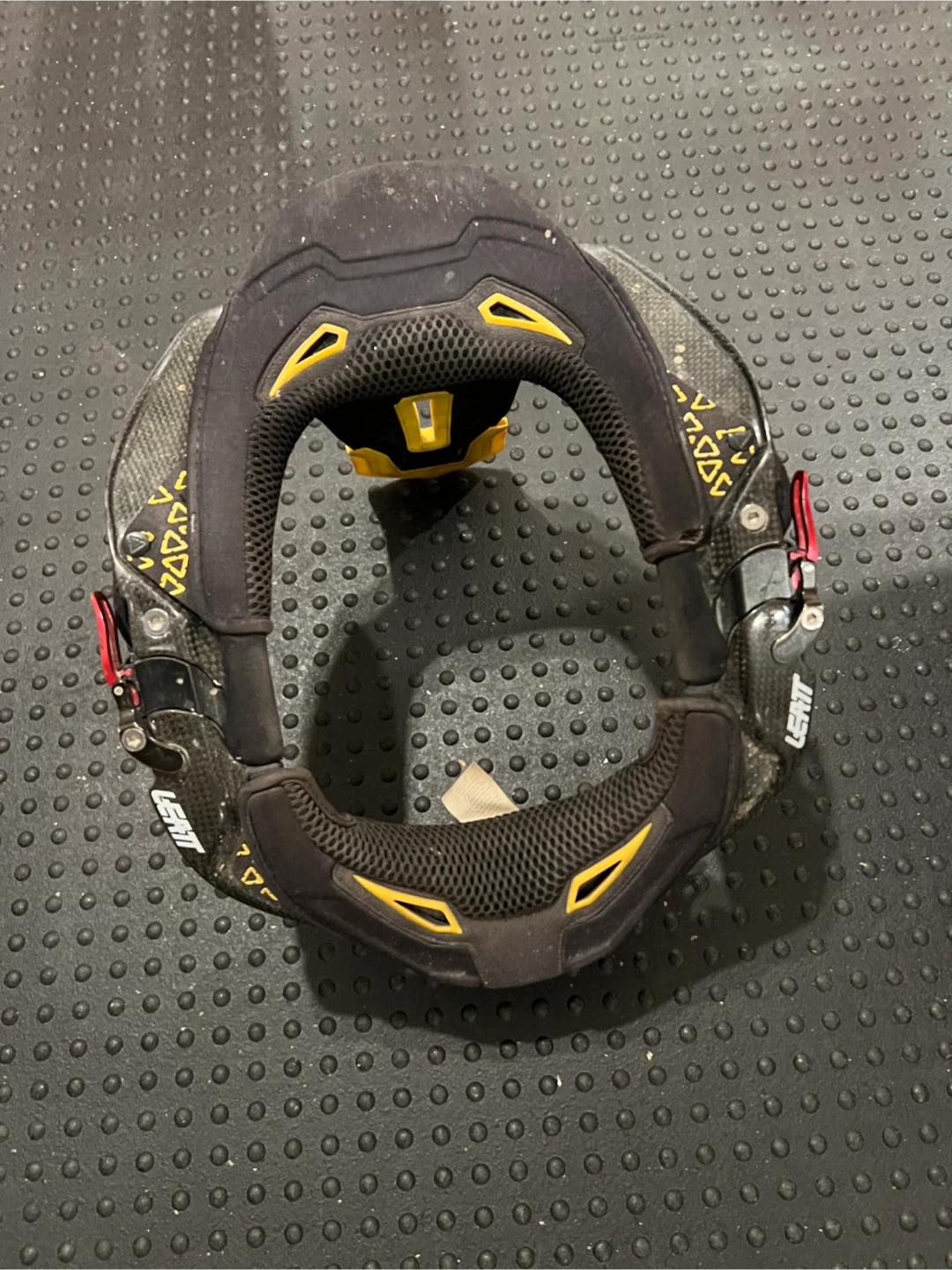 Leatt Neck Brace - photo 2