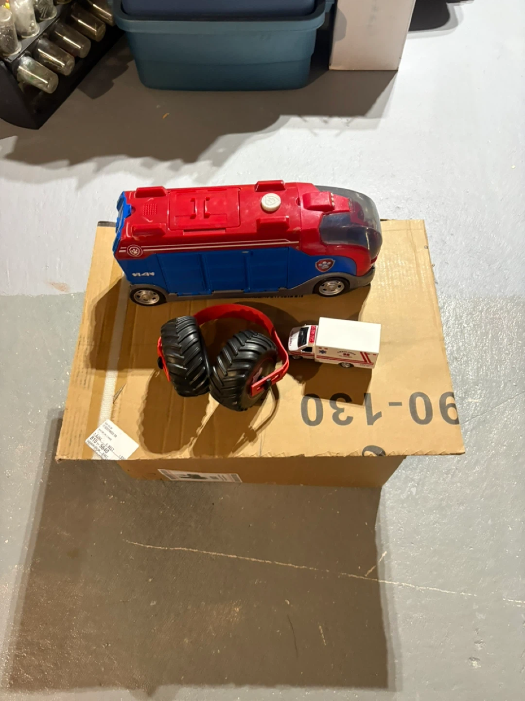 Paw Patrol The Movie Transforming Vehicle Playset - photo 2