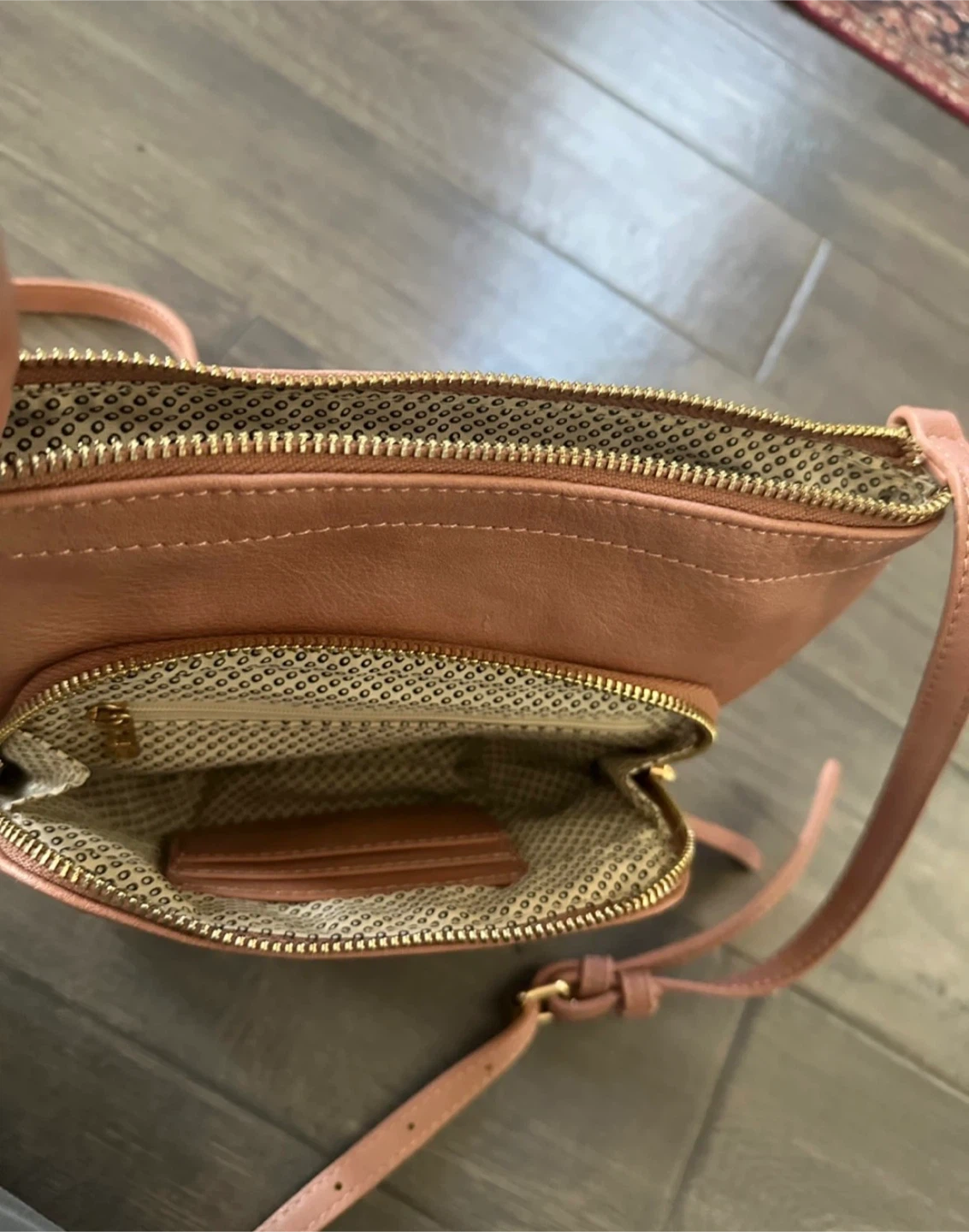 Pink Crossbody Purse - New  $10 - East York - photo 4