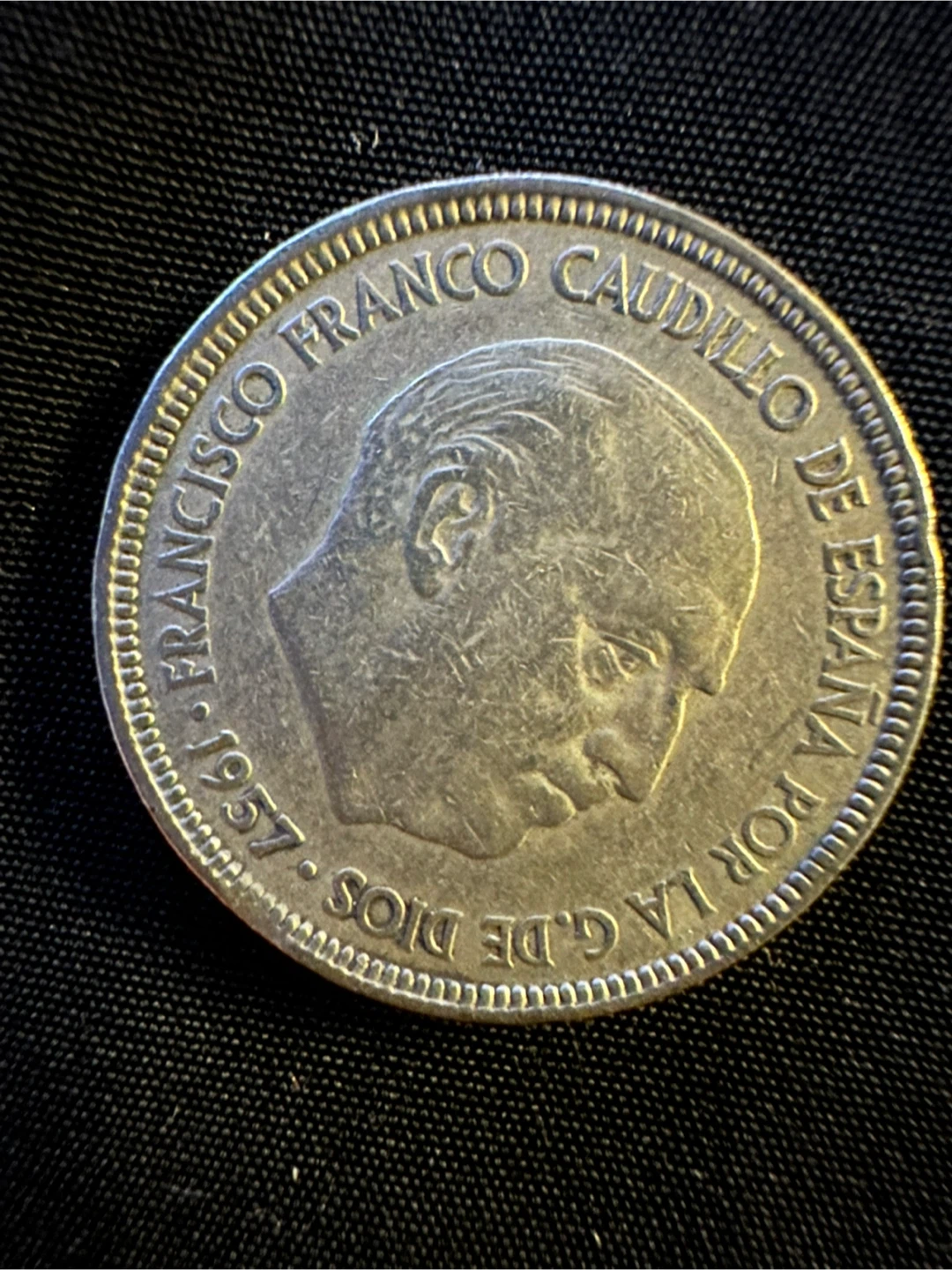 1957 Spain 5 Pesetas Coin - photo 2
