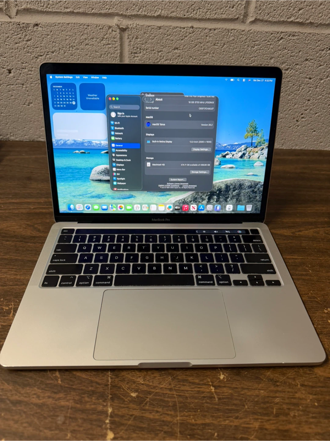 MacBook Pro - photo 2