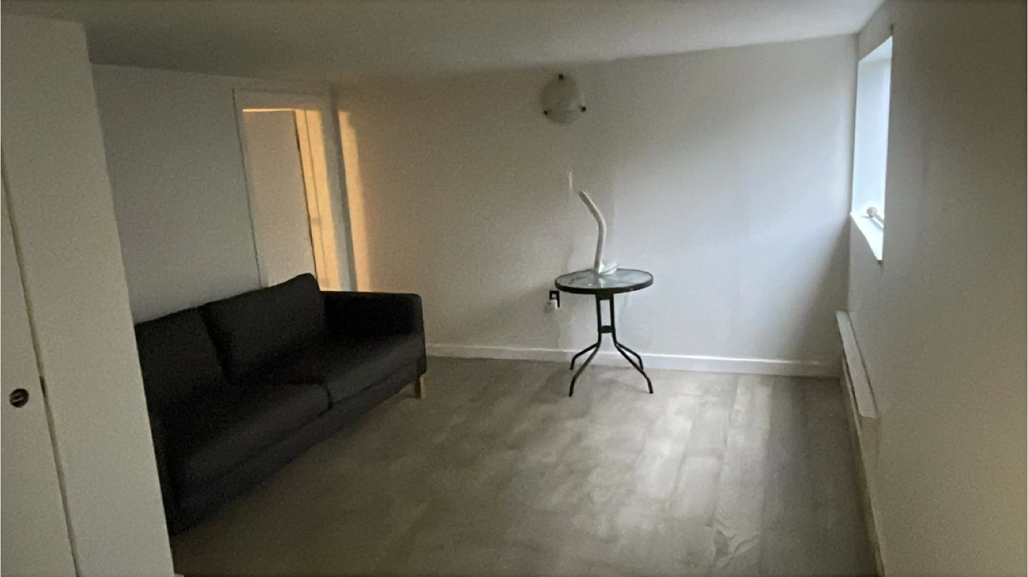 2 rooms 1 bath - photo 2