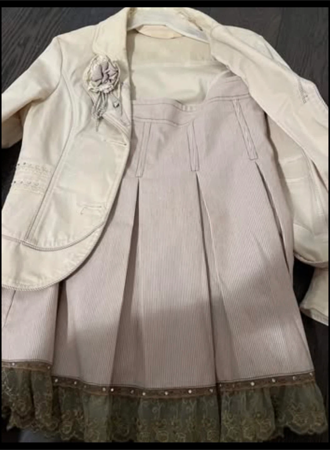 Cream Blazer and Skirt Set with Embellishments - photo 3