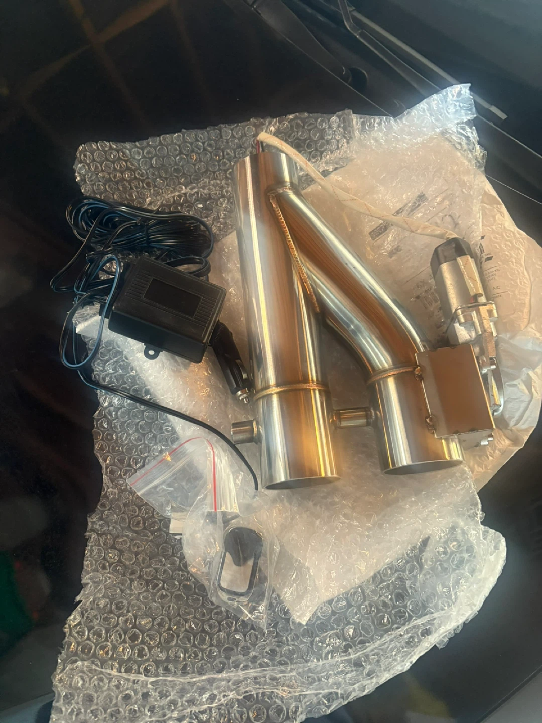 Exhaust Cutout Valve with Remote