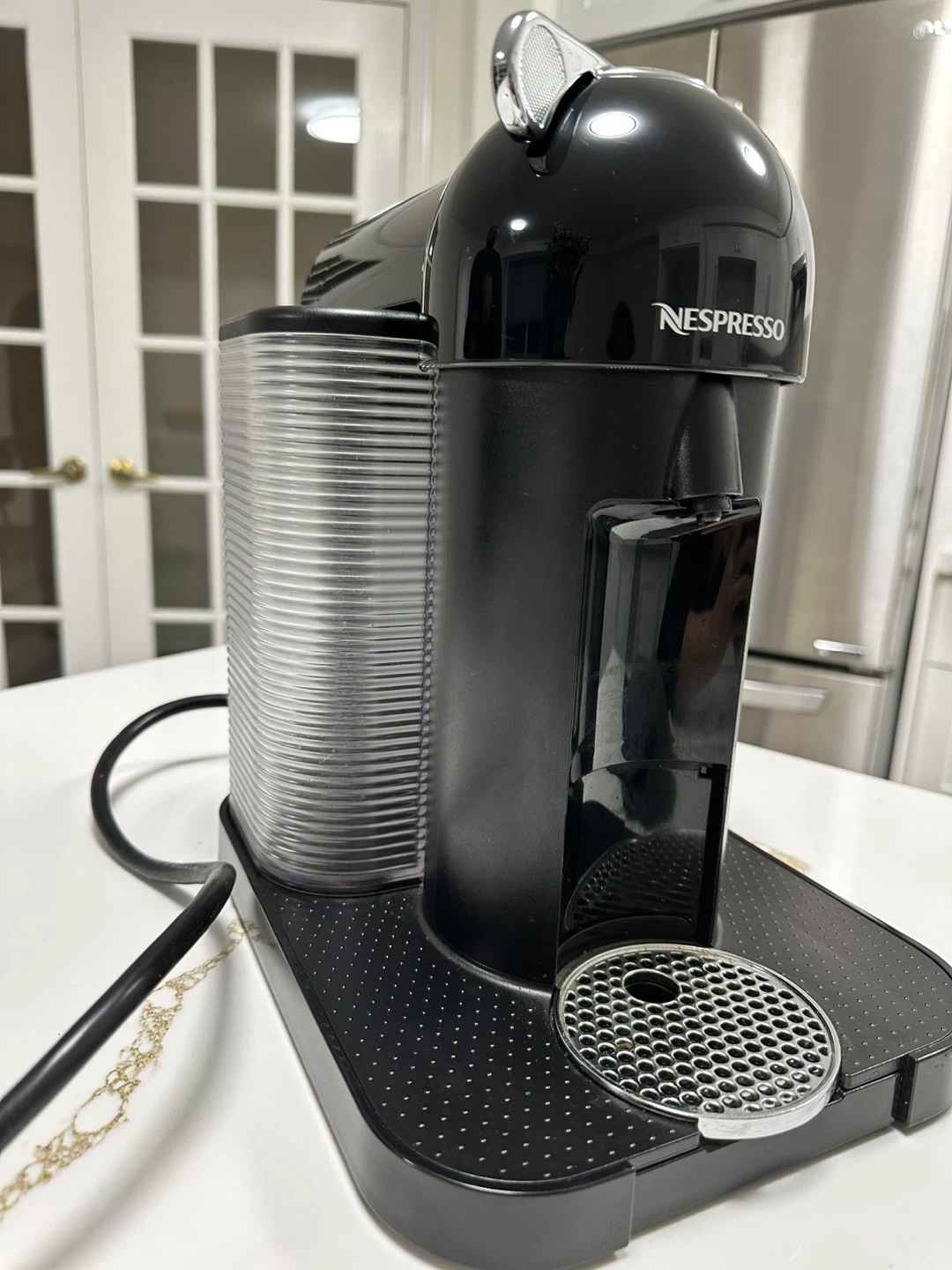 Black Nespresso Coffee Machine - photo 4
