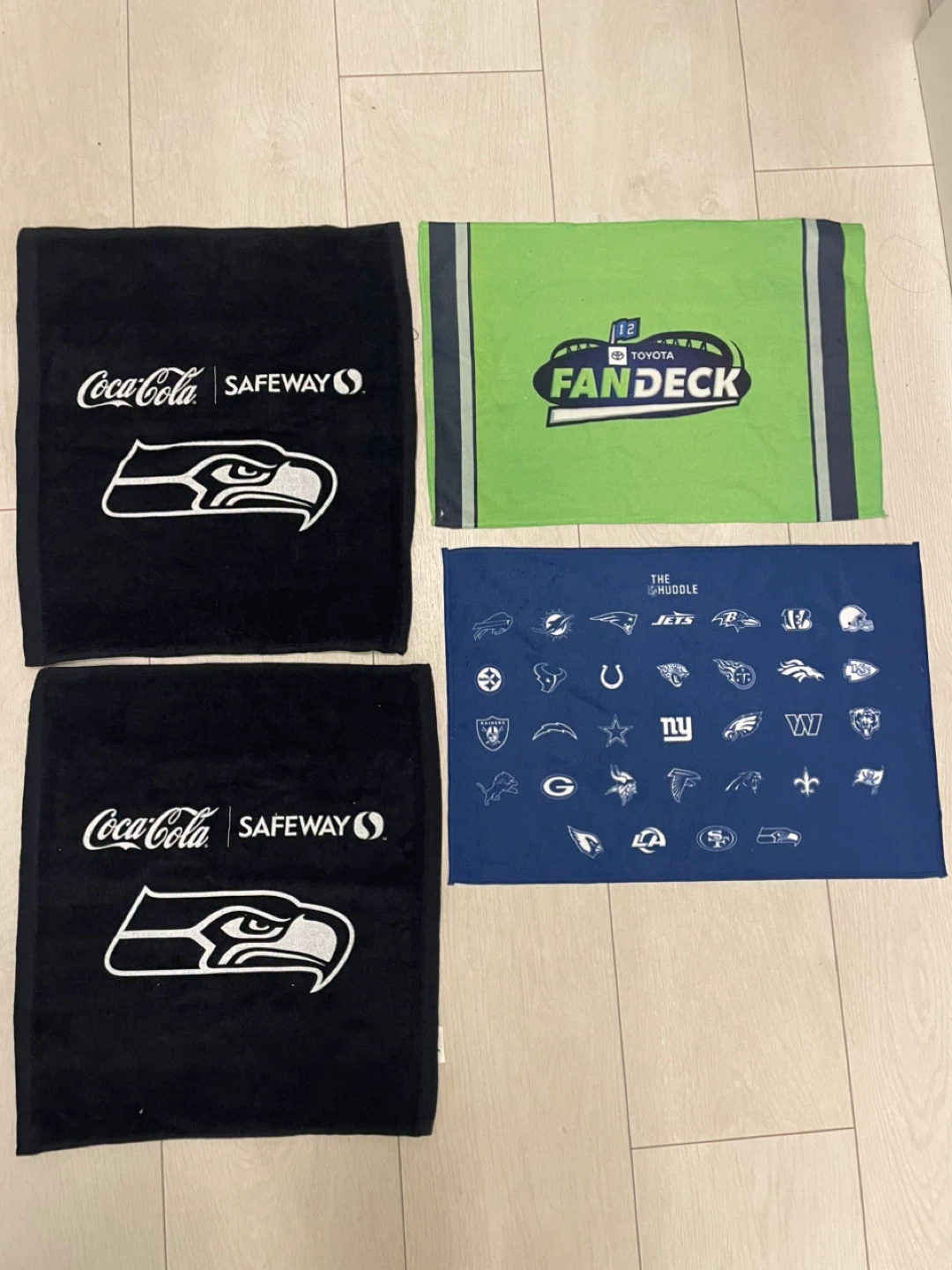 Set of 4 NFL Seahawks Team Logo Towels