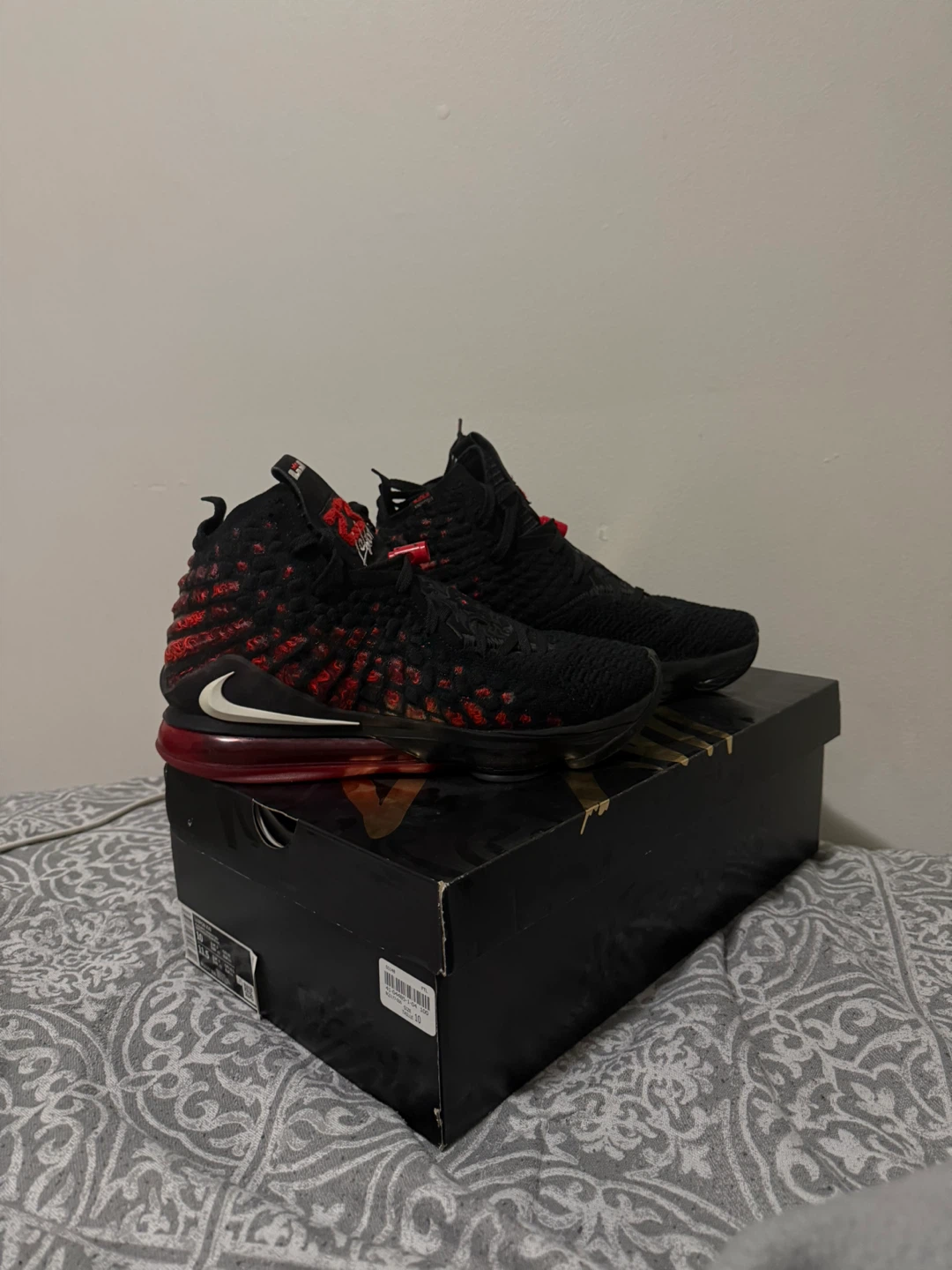 Nike LeBron 17 Shoes - photo 2