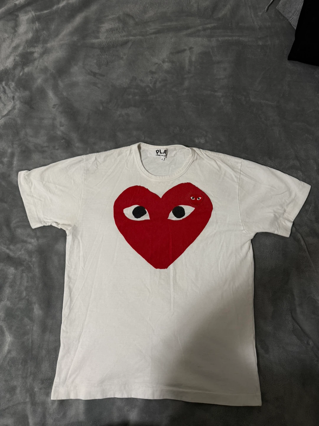 Comme des Garçons PLAY White T-Shirt