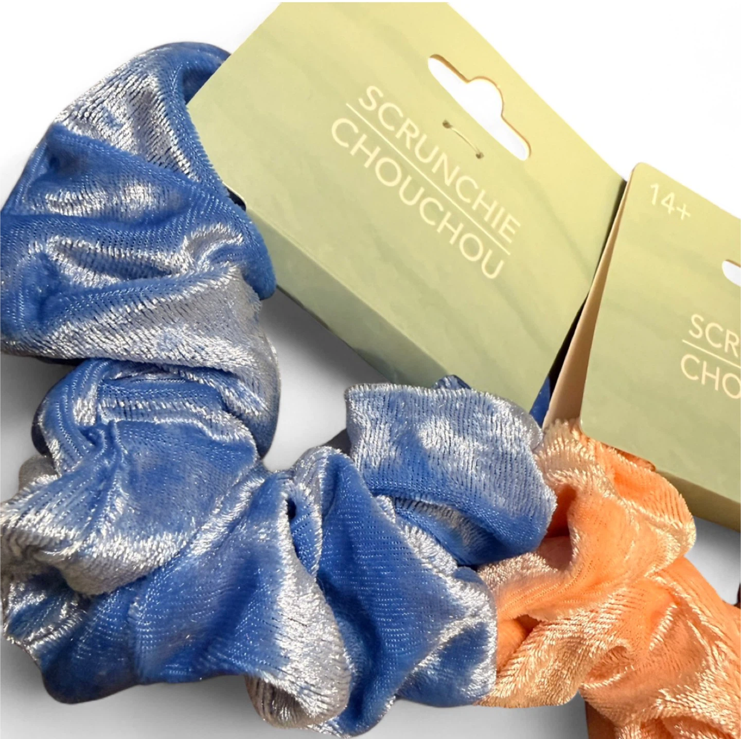 BNWT Large Velvet Velour Hair Scrunchies - photo 2