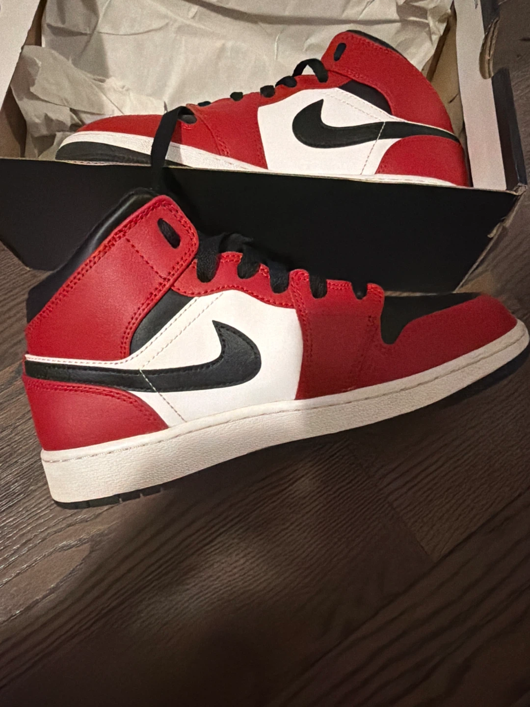 Air Jordan 1 Mid (GS) Sneakers - Red/White/Black - photo 2